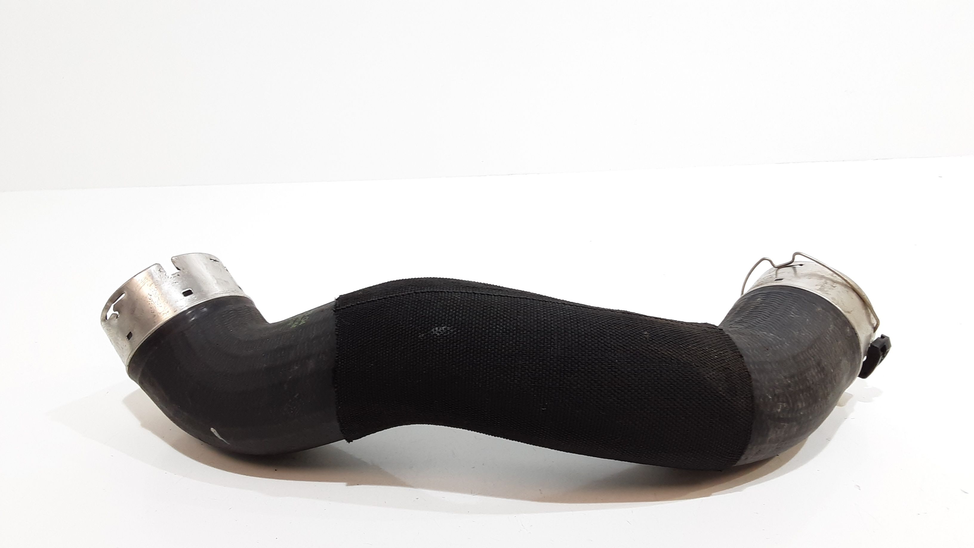 Tubo Entrata Scambiatore Aria/aria 13718616211 Usato