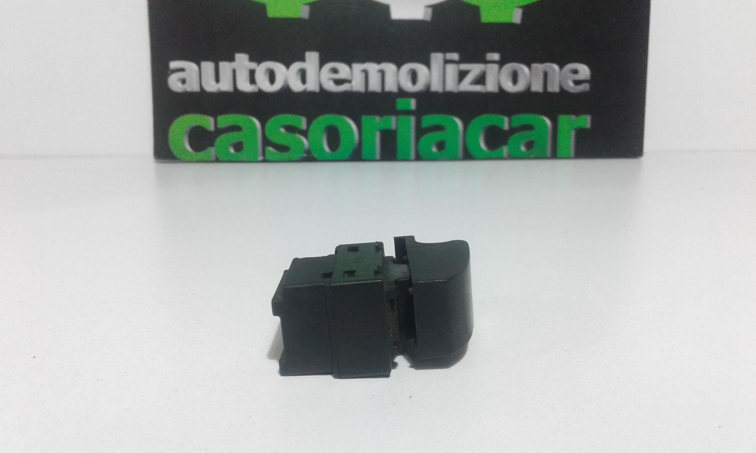 Interruttore Alzacristalli Porta Ant. Destro Usato