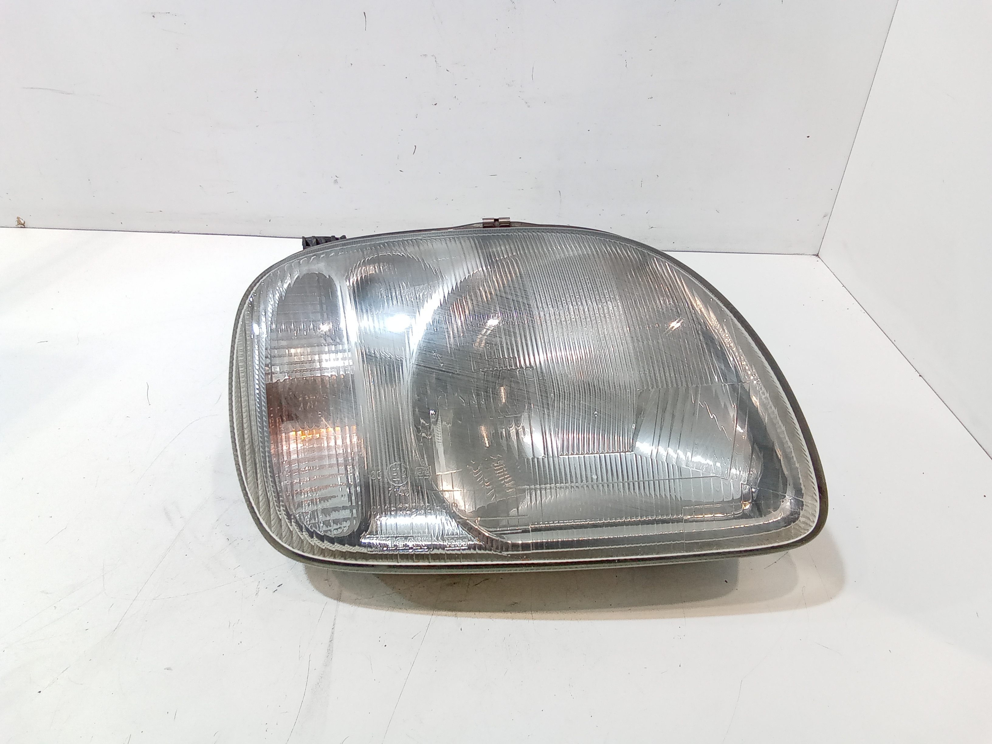 Proiettore Destro B60101F511 Usato