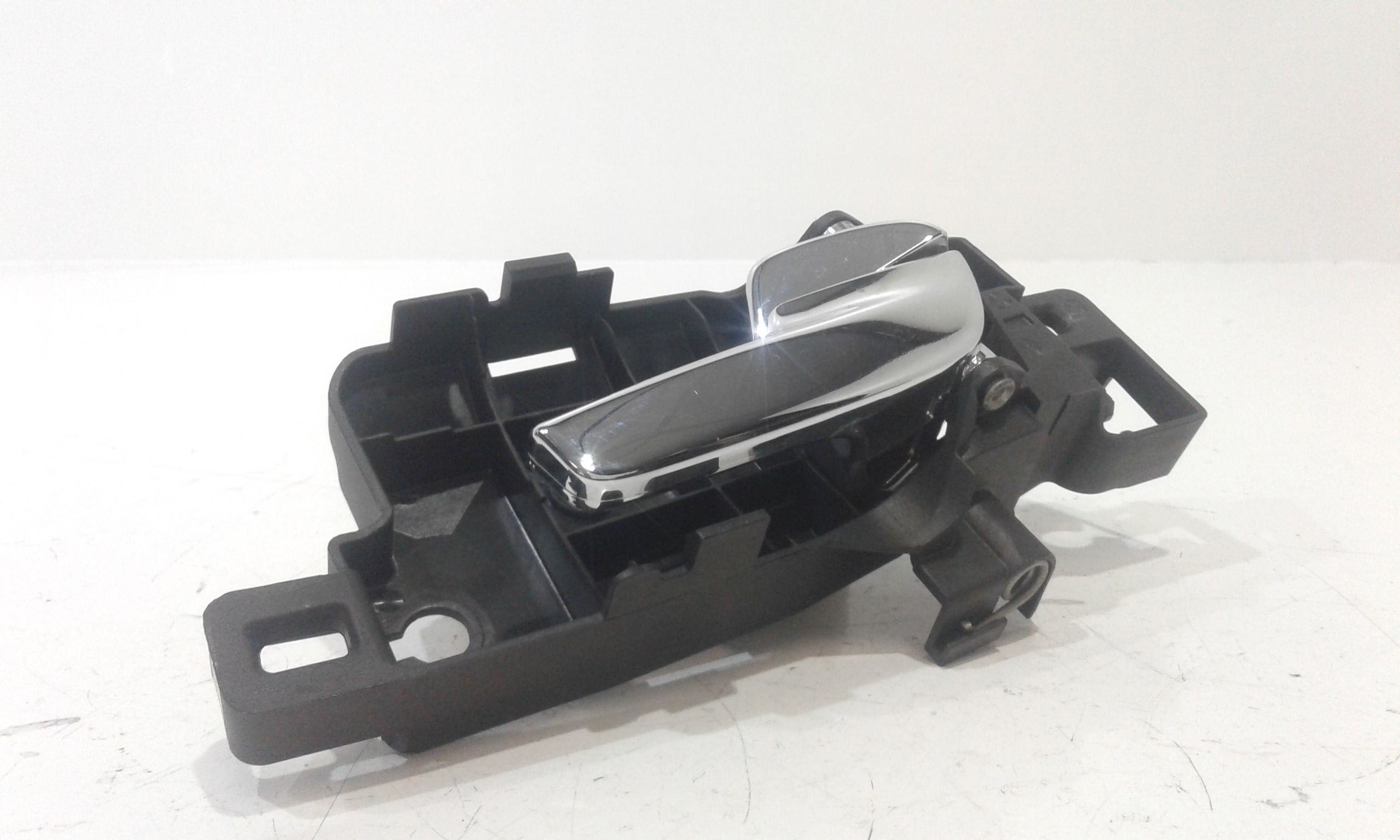 Maniglia Int. Apertura Porta Ant. Destro Usato