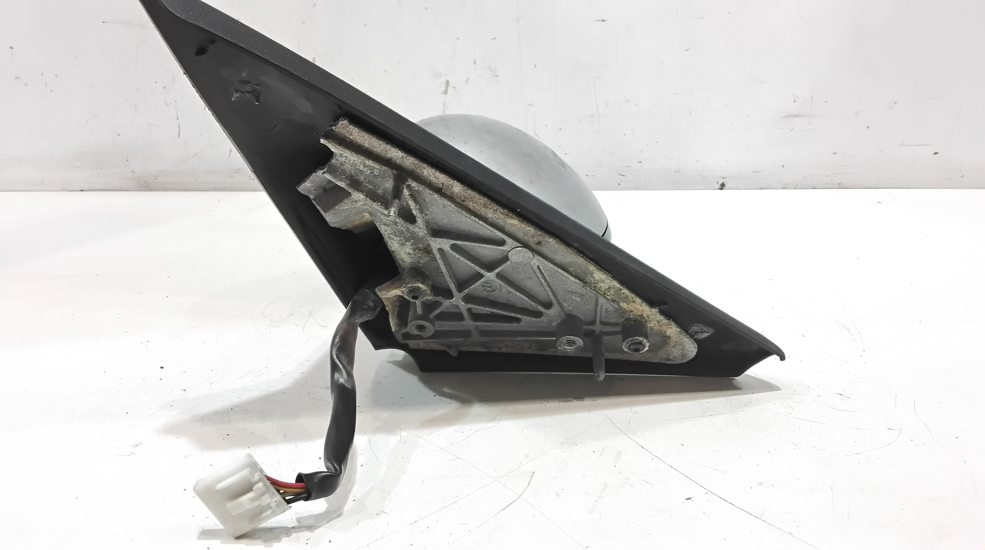 Retrovisore Est. Destro Usato