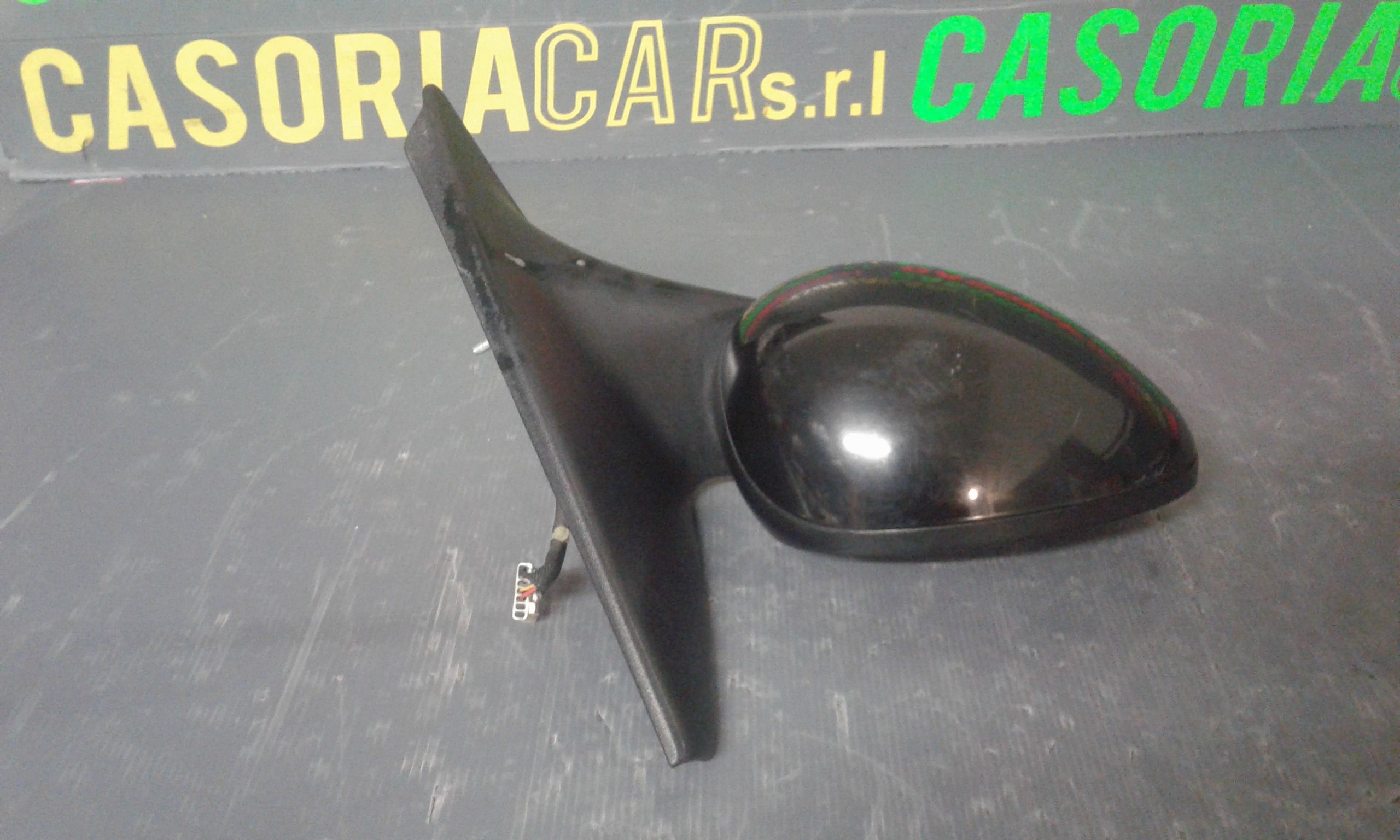 Retrovisore Est. Destro Usato