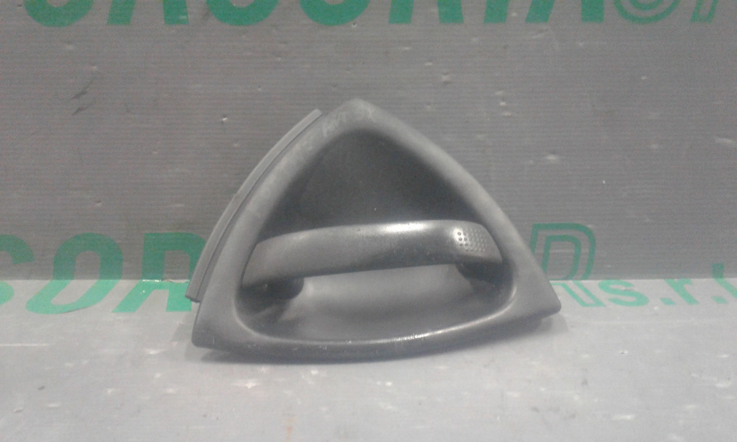 Maniglia Porta Ant. Sinistro Q0000540V008000000 Usato