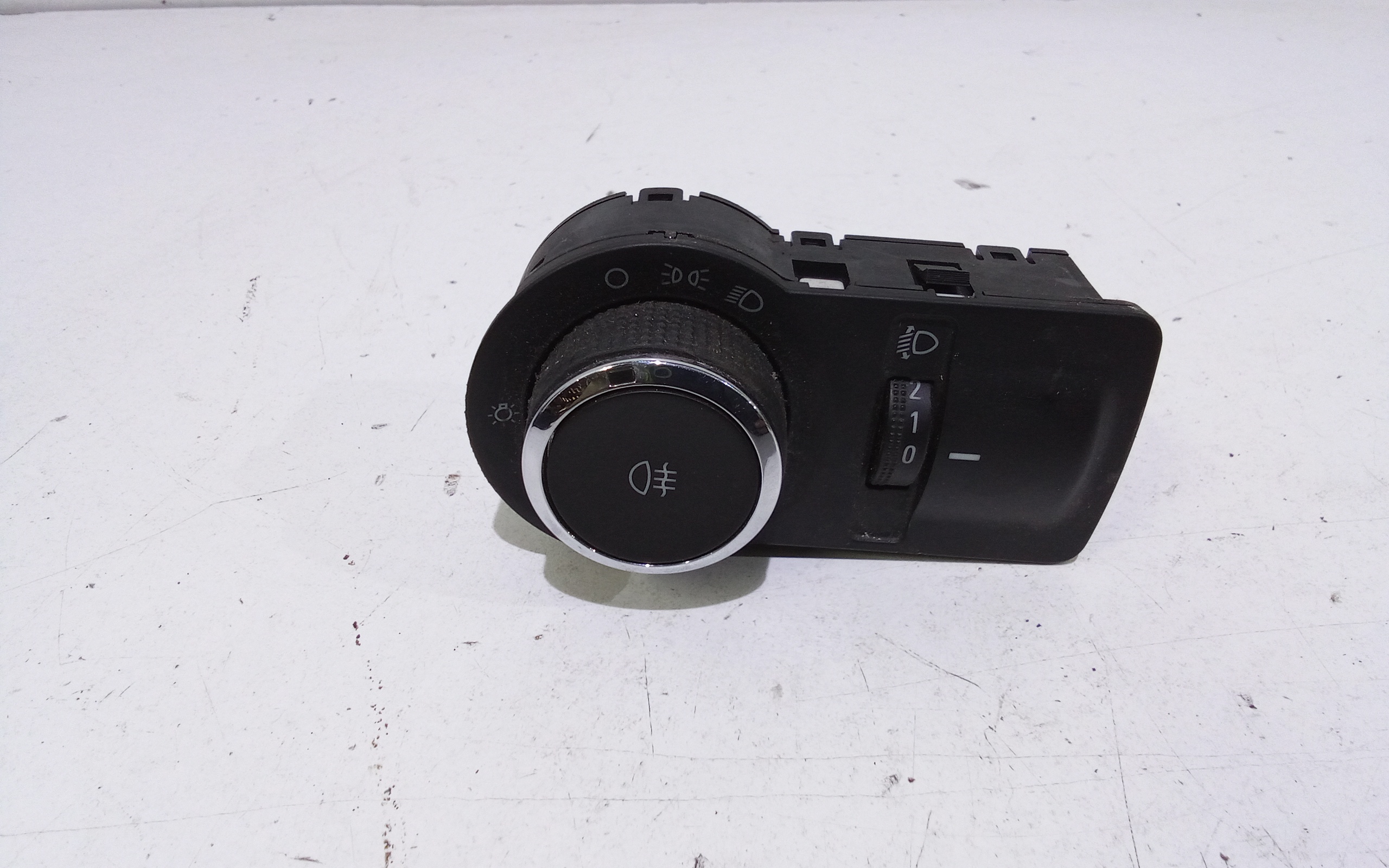 Interruttore Blocco Comando Luci Usato