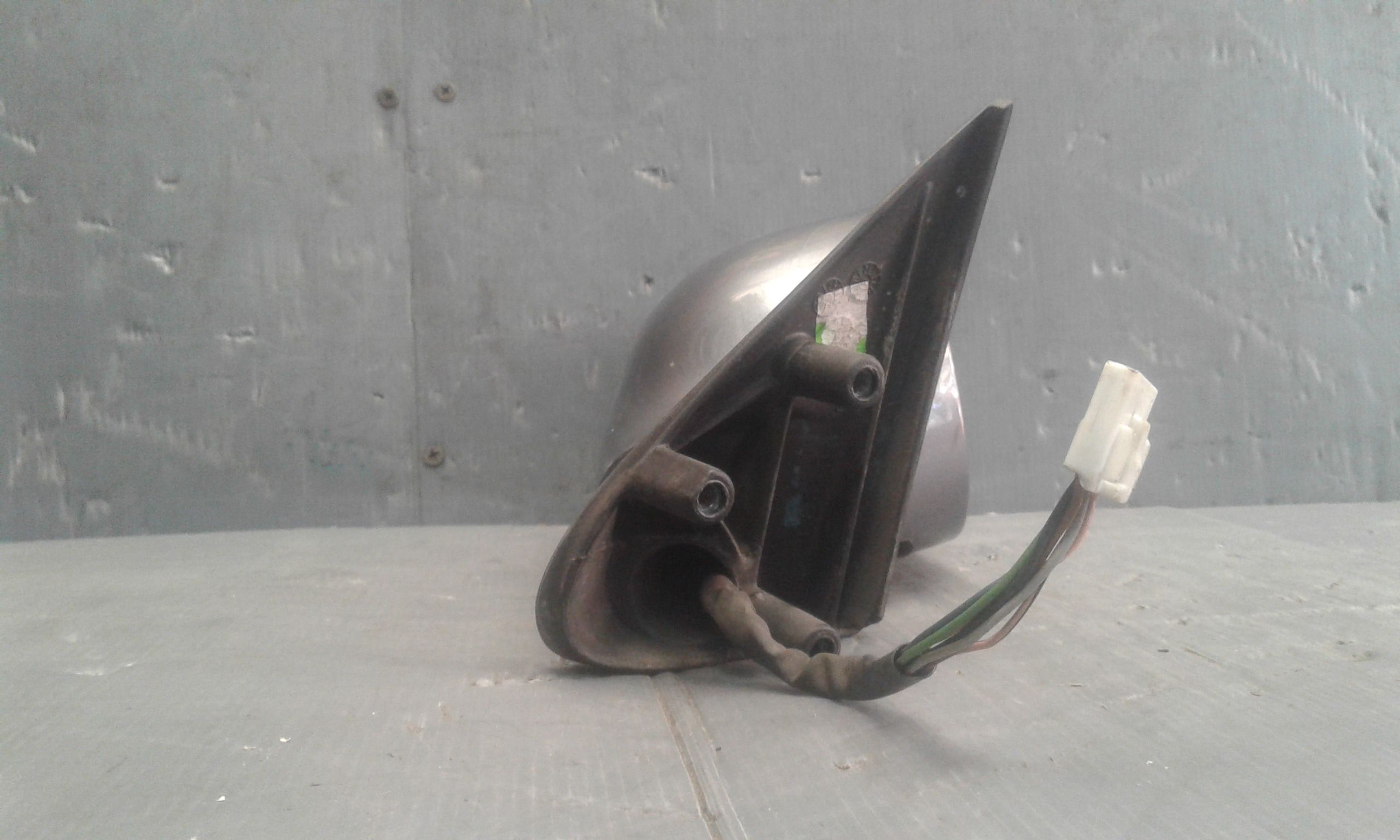 Retrovisore Est. Destro Usato