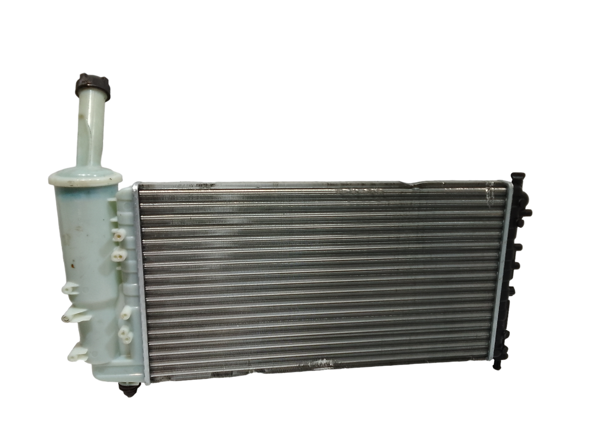 Radiatore 55700447 Usato