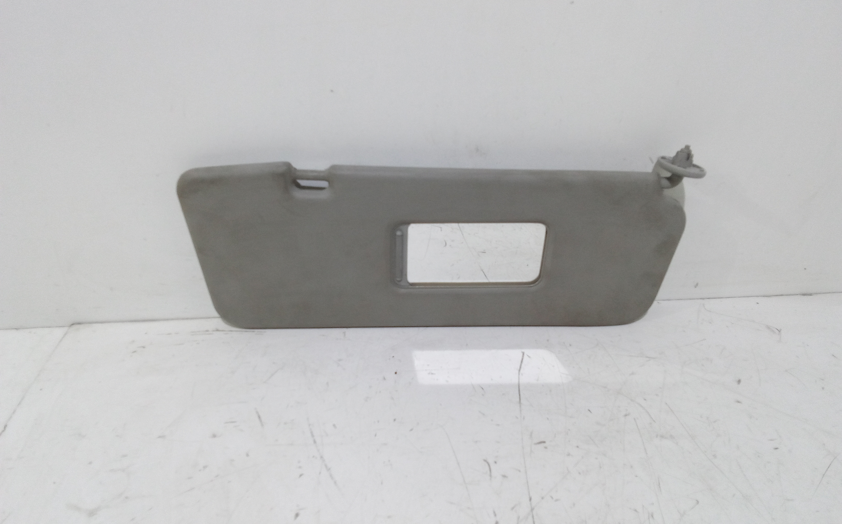 Aletta Parasole Parabrezza Destro 9209912 Usato