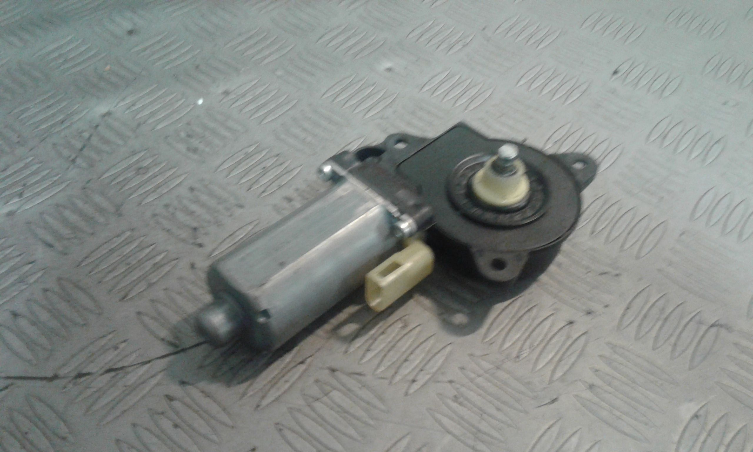 Motorino Alzacristallo Porta Ant. Sinistro 1206824 Usato