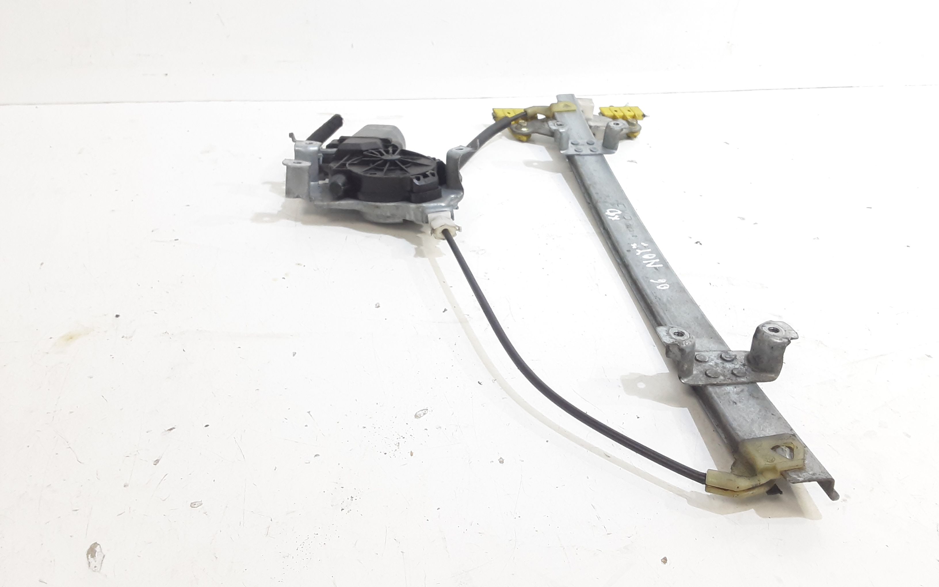 Alzacristallo Porta Ant. Destro Usato