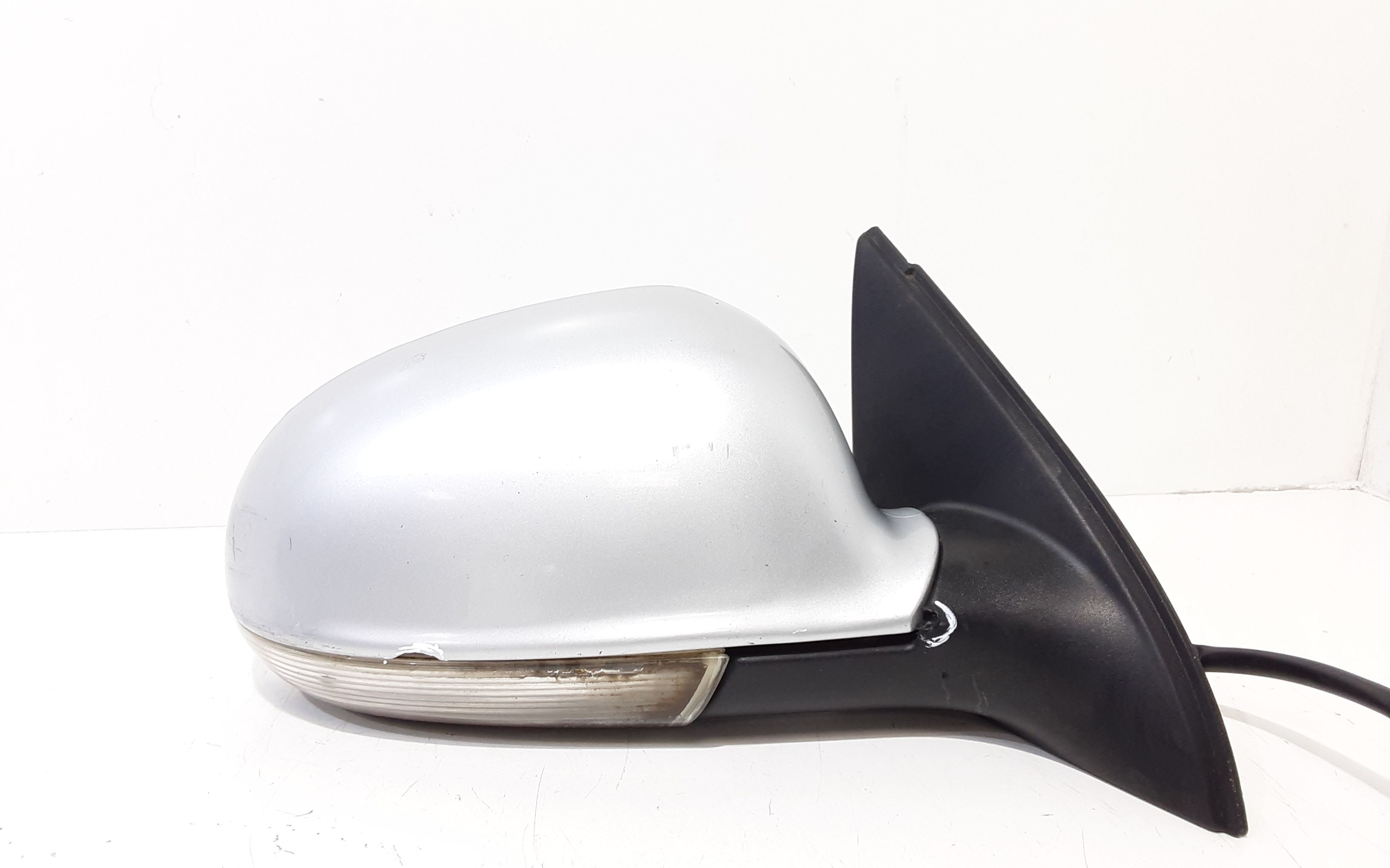 Retrovisore Est. Destro 1K1857508BJ9B9 Usato