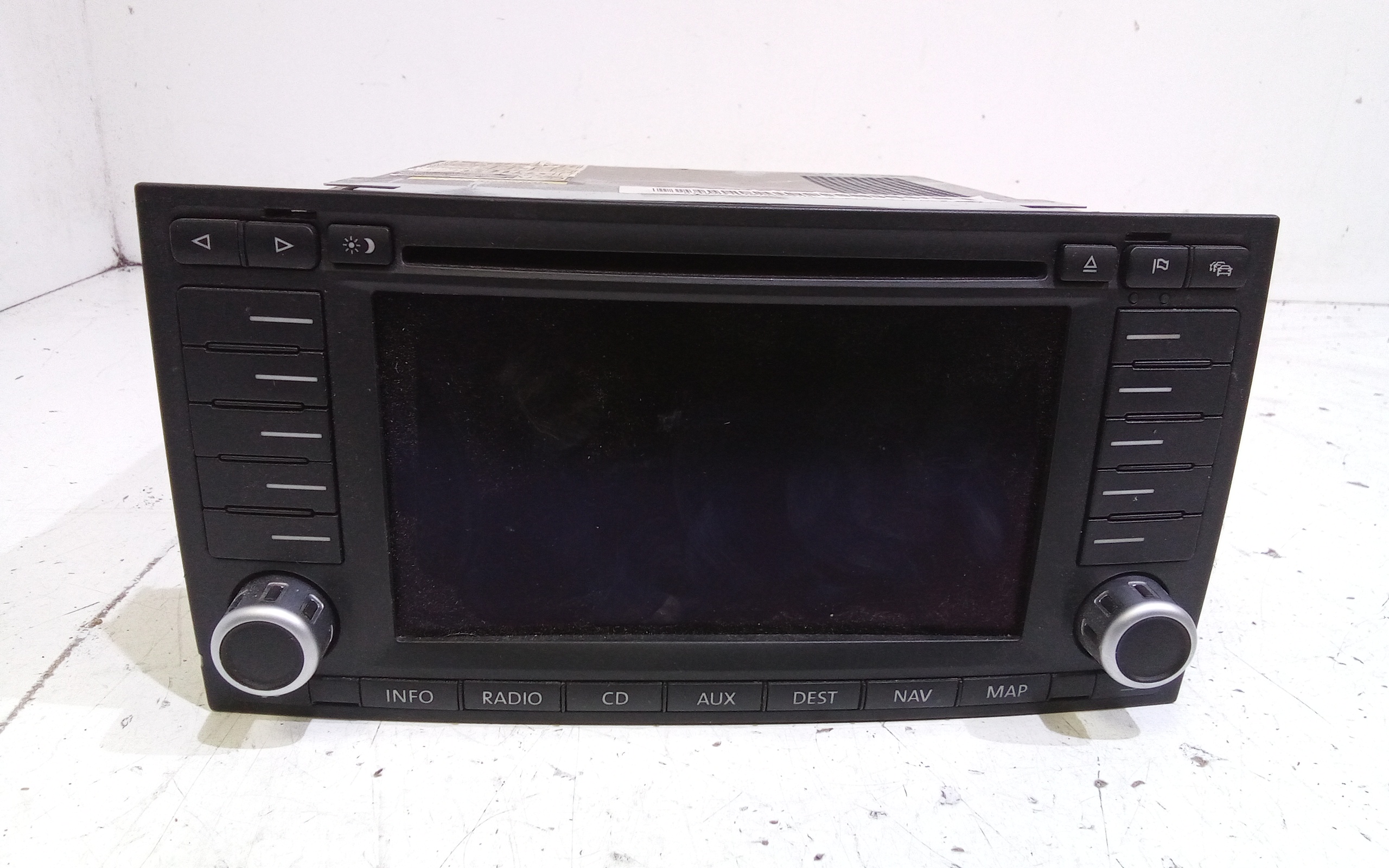 Radio C/sistema Di Navigatore Satellitare Usato