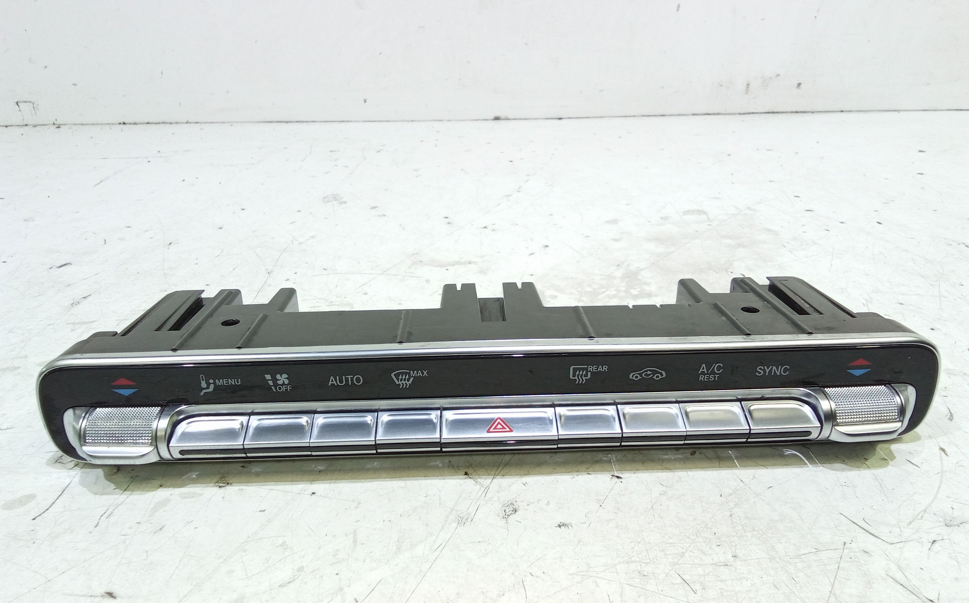 Blocco Comando Climatizzazione A2479056503 Usato