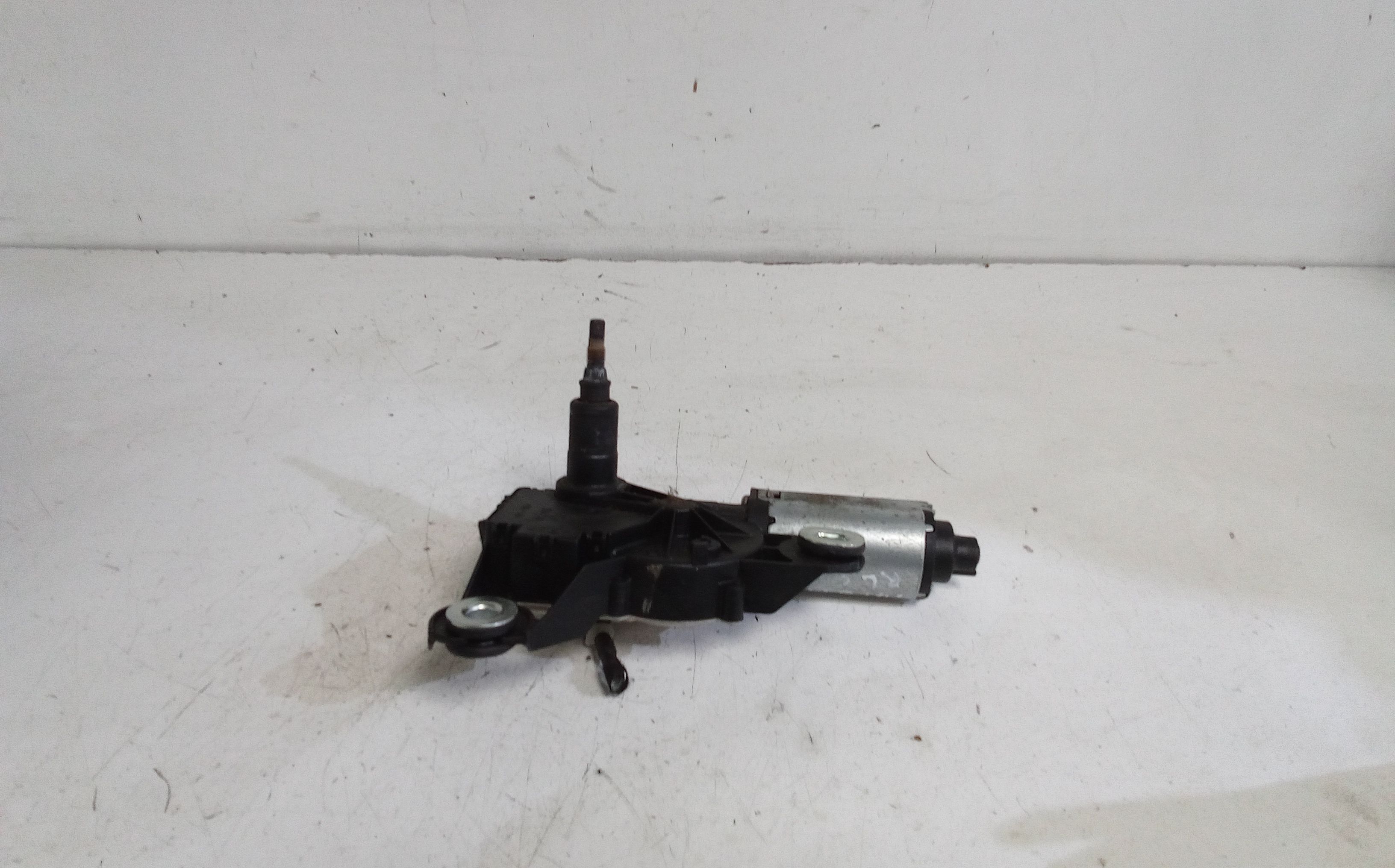 Motorino Tergilunotto 6J4955711 Usato