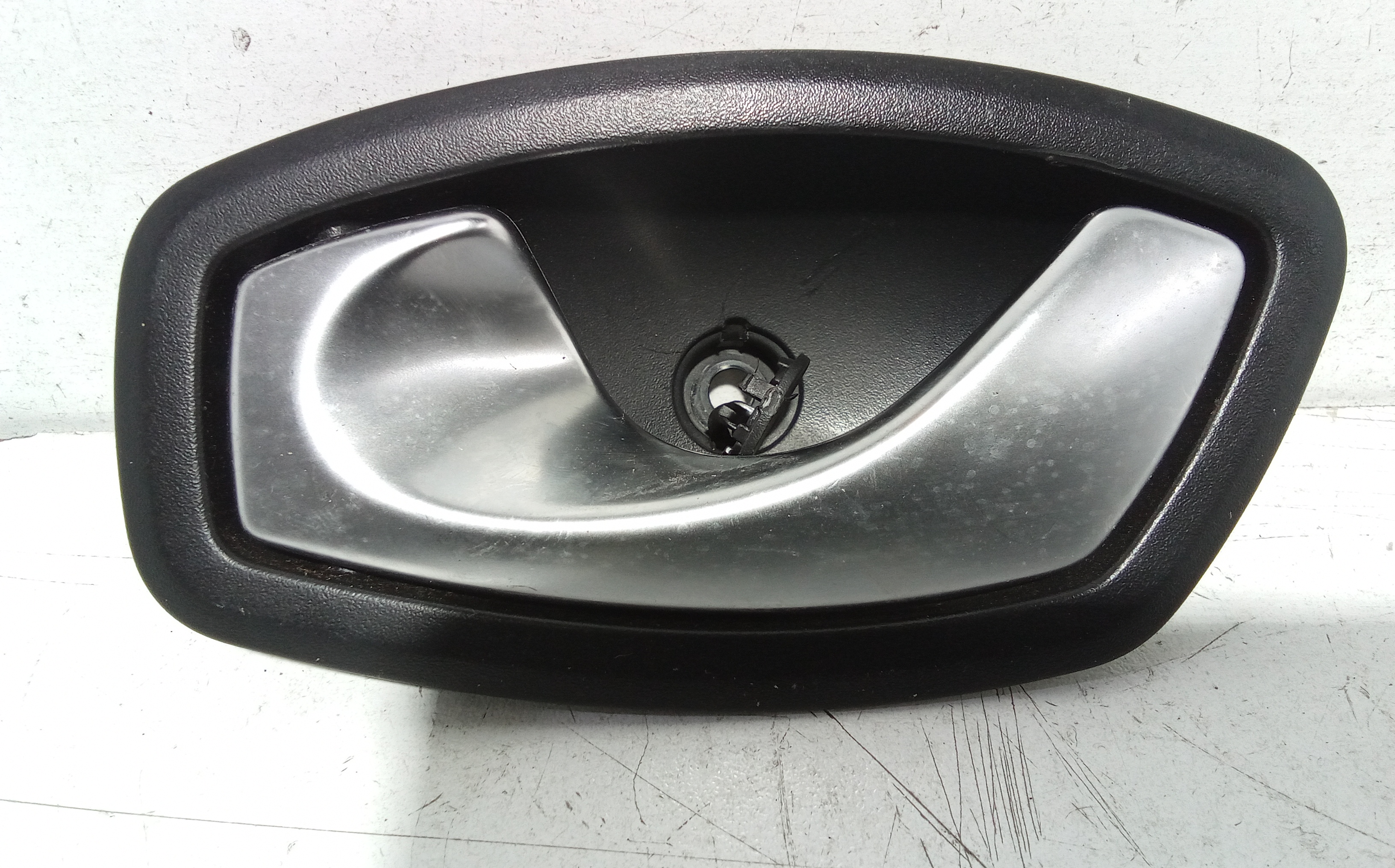 Maniglia Int. Apertura Porta Post. Sinistro Usato