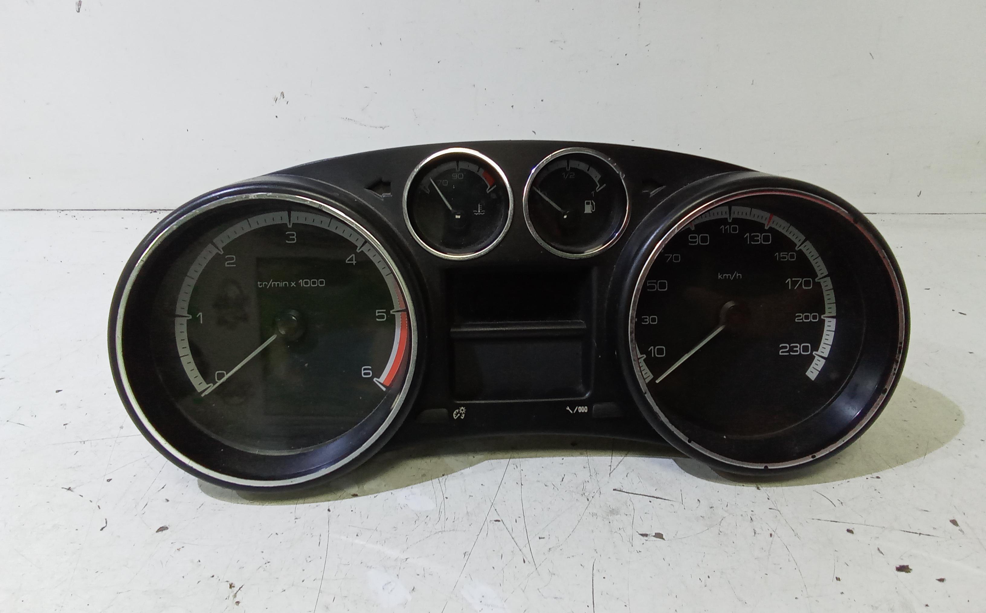 Quadro Portastrumenti Usato