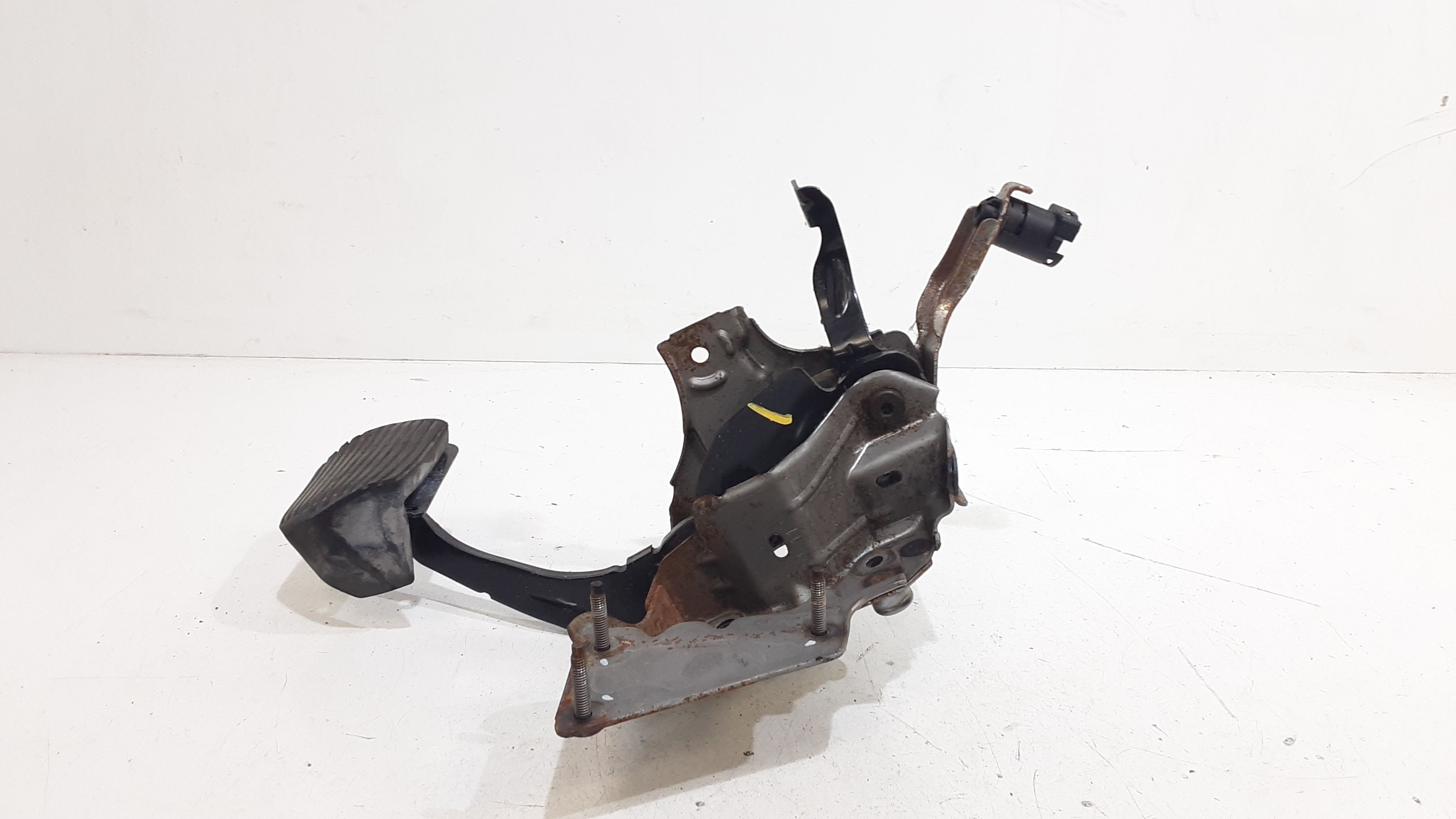 Pedale Freno 4501AH Usato