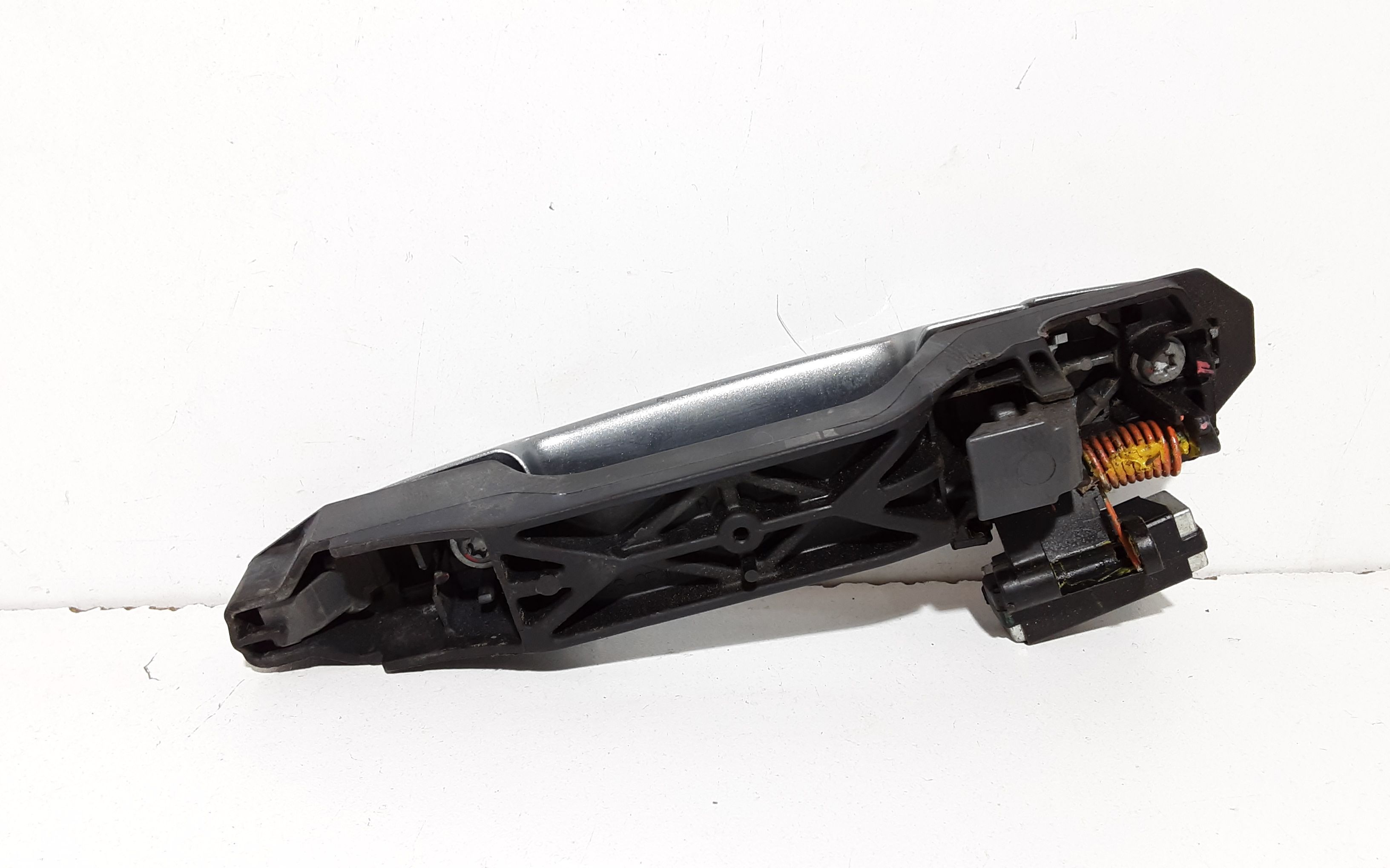 Maniglia Porta Post. Sinistro 6921112220A0 Usato