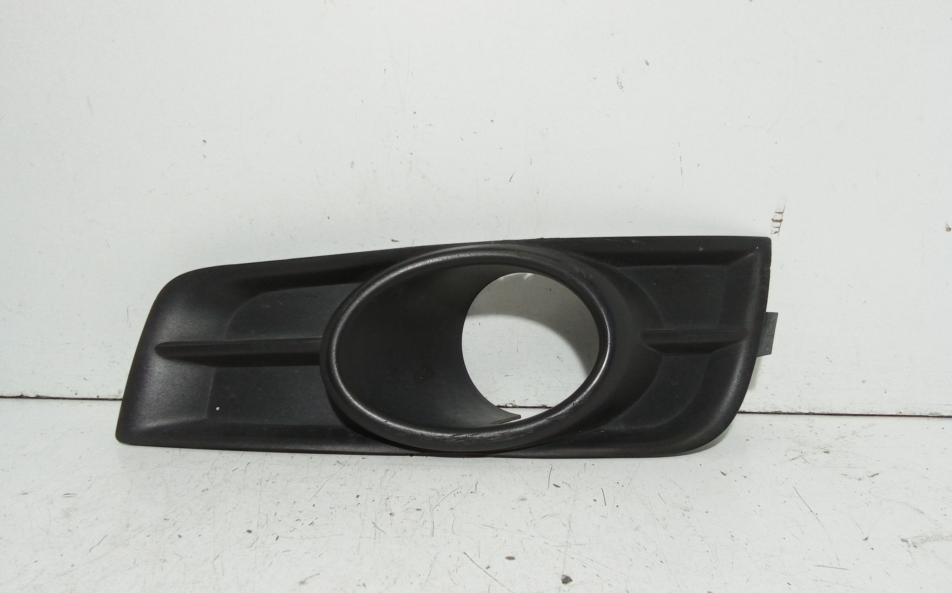 Cornice Proiettore Fendinebbia Destro Usato