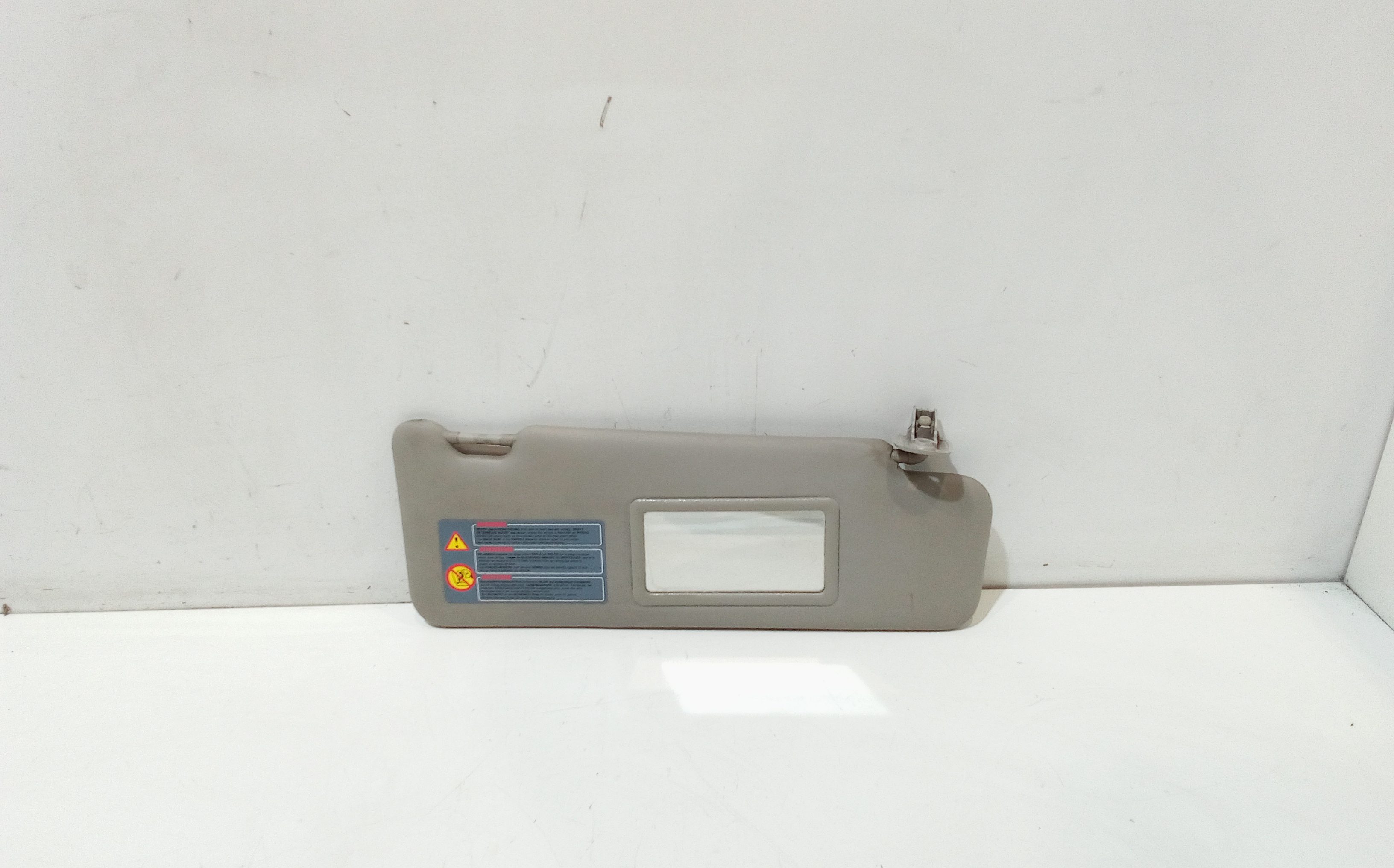 Aletta Parasole Parabrezza Destro 964006322R Usato