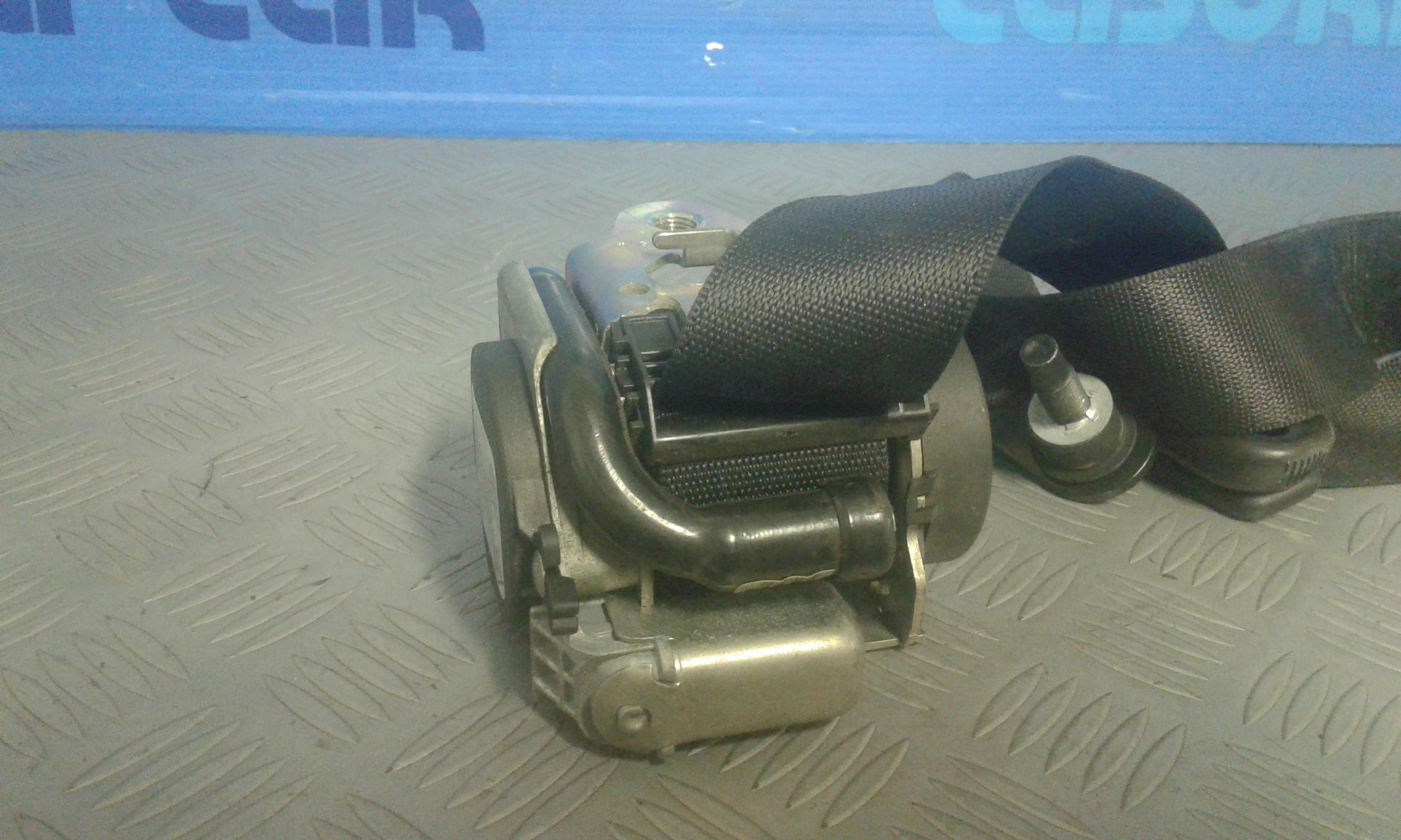 Cintura Di Sicurezza Ant. Destro A1698606885 Usato