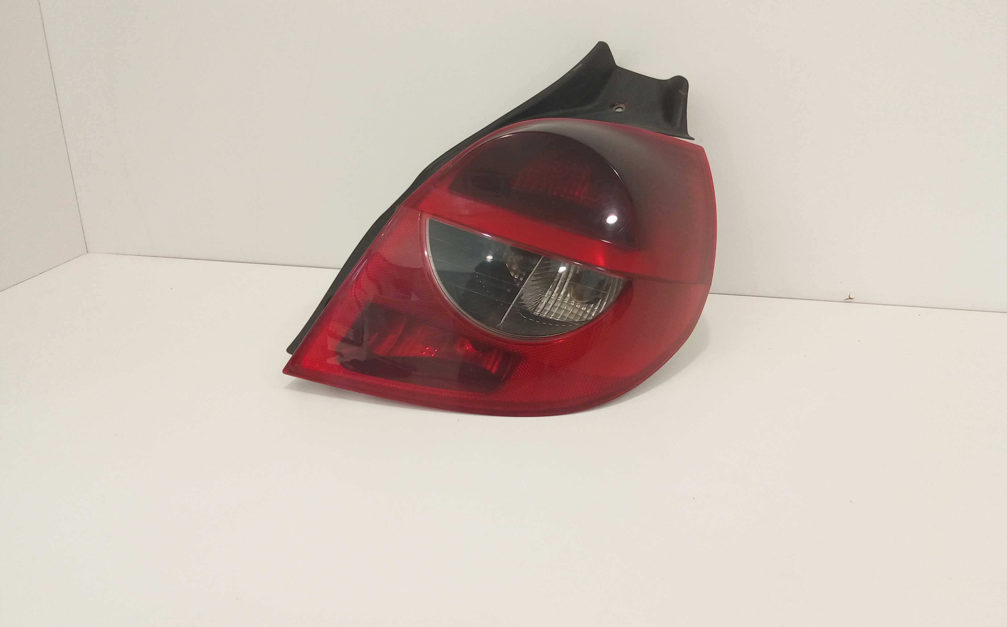 Fanale Post. Destro 8200586844 Usato