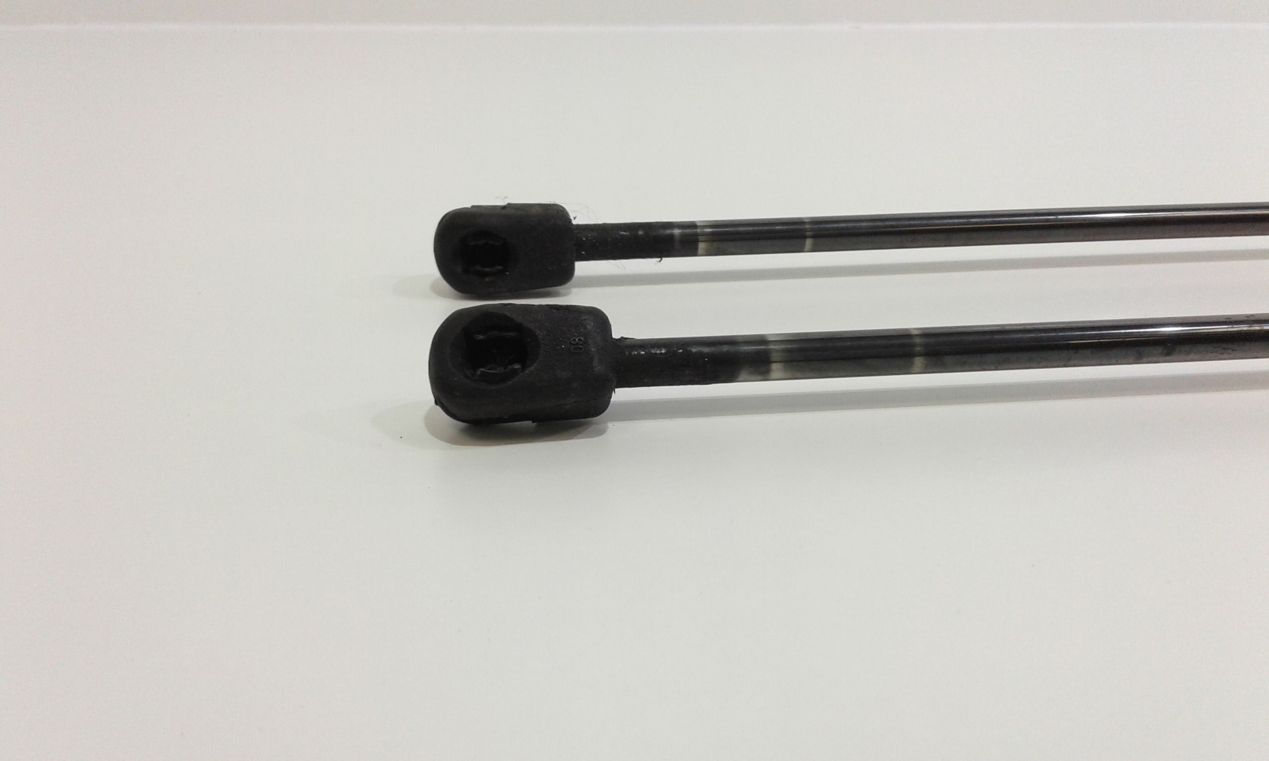 Cerniera Cofano Post. Destro Usato