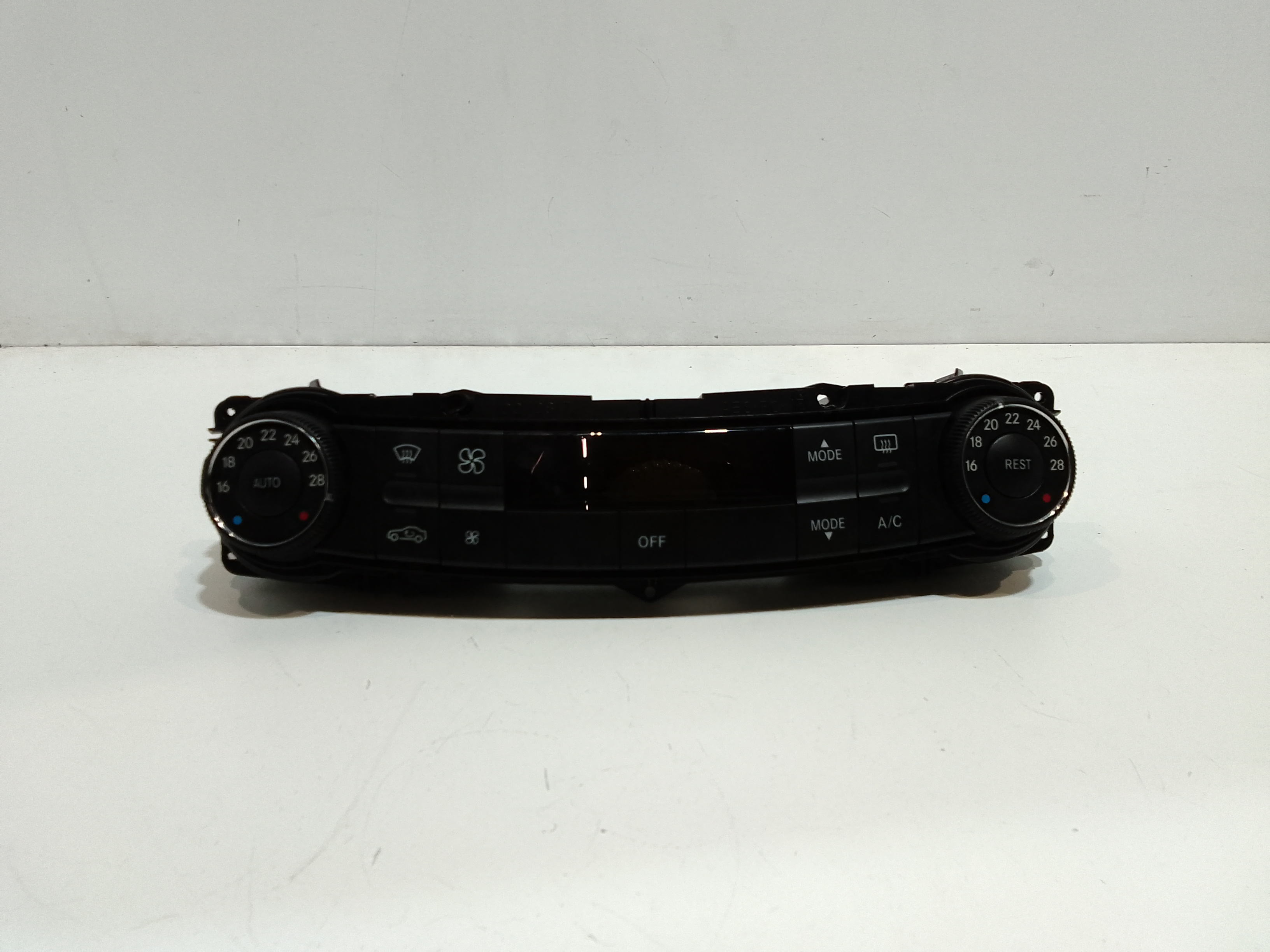 Blocco Comando Climatizzazione A2118301785 Usato