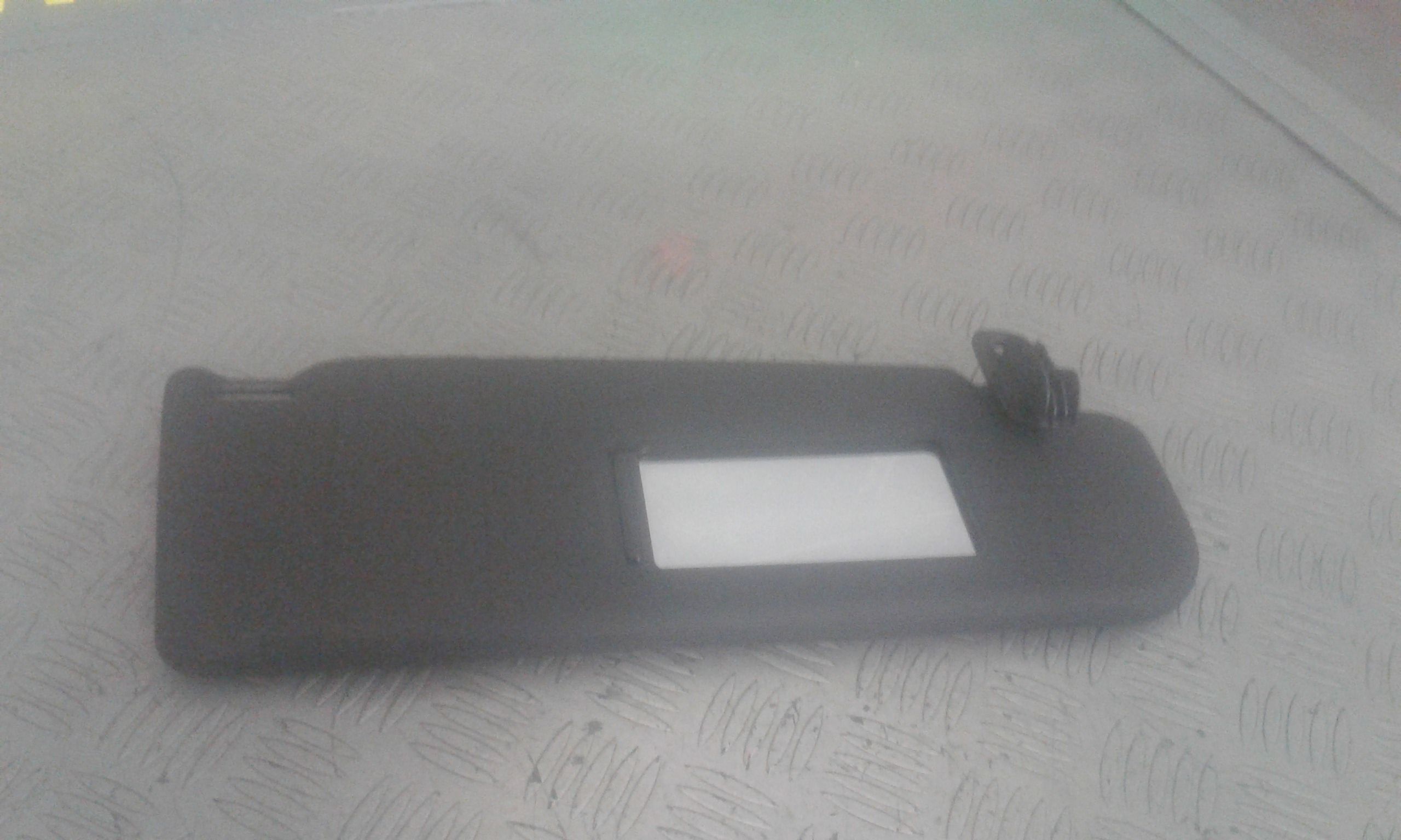 Aletta Parasole Parabrezza Destro 3B0857552X14 Usato