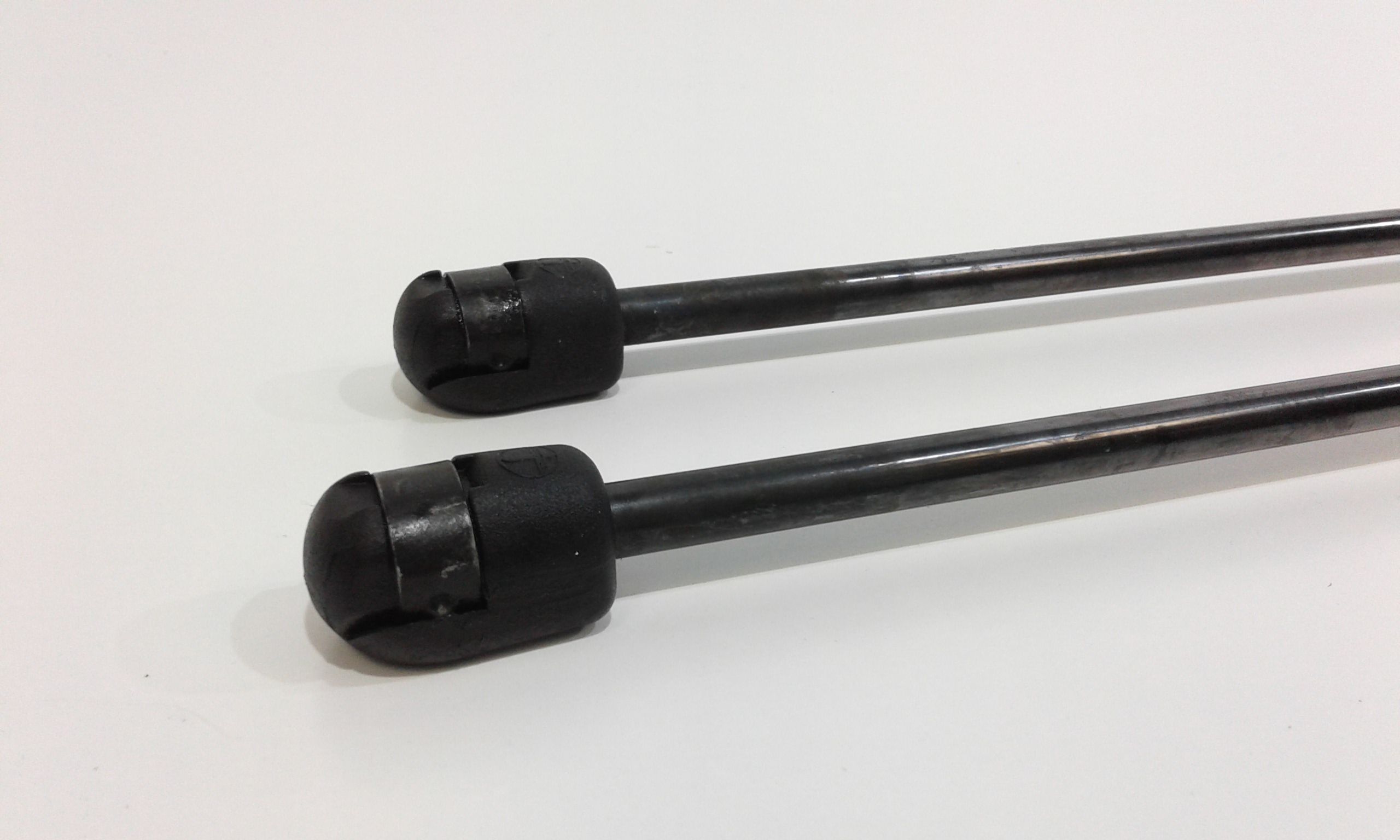 Cerniera Cofano Post. Destro Usato