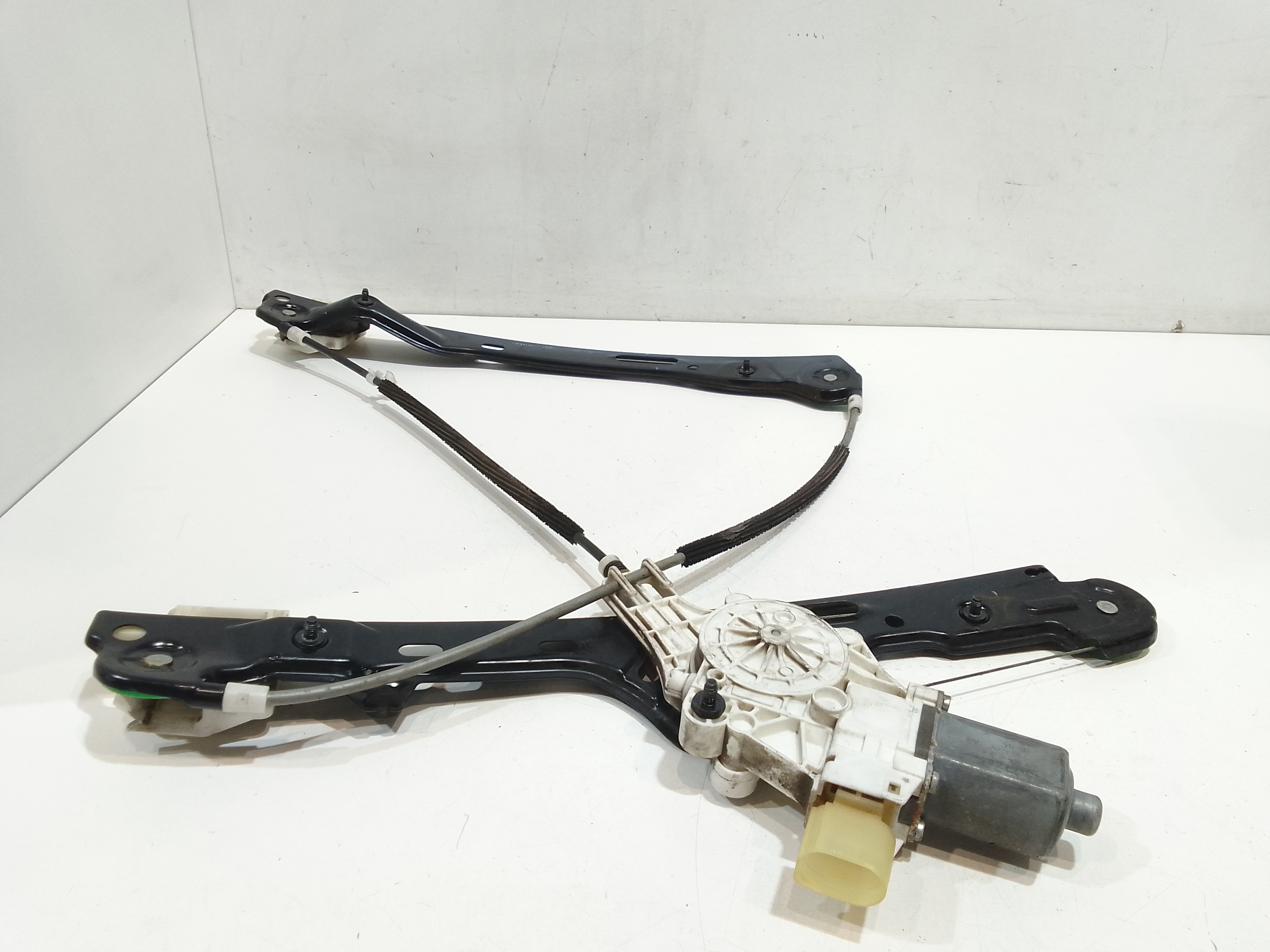 Alzacristallo Porta Ant. Destro Usato