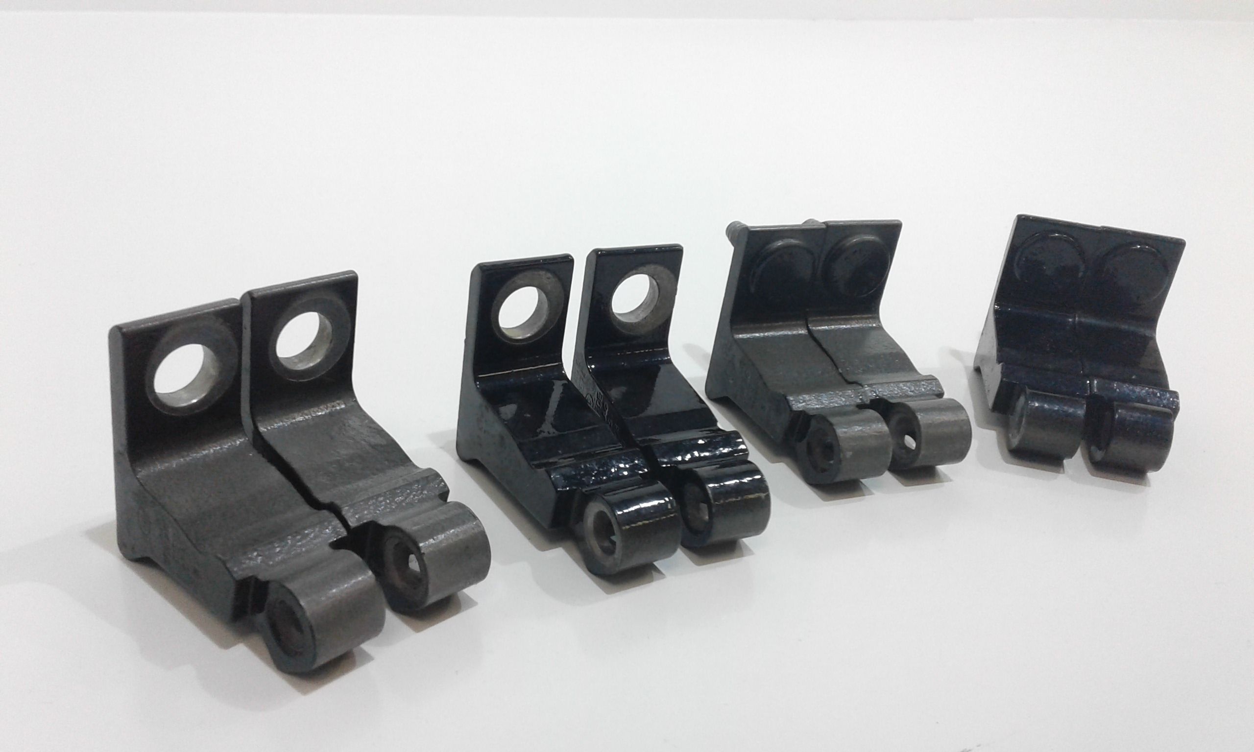 Cerniera Porta Ant. Destro,cerniera Porta Ant.sinistro, Cerniera Porta Post. Destro, Cerniera Porta Post. Sinistro Usato