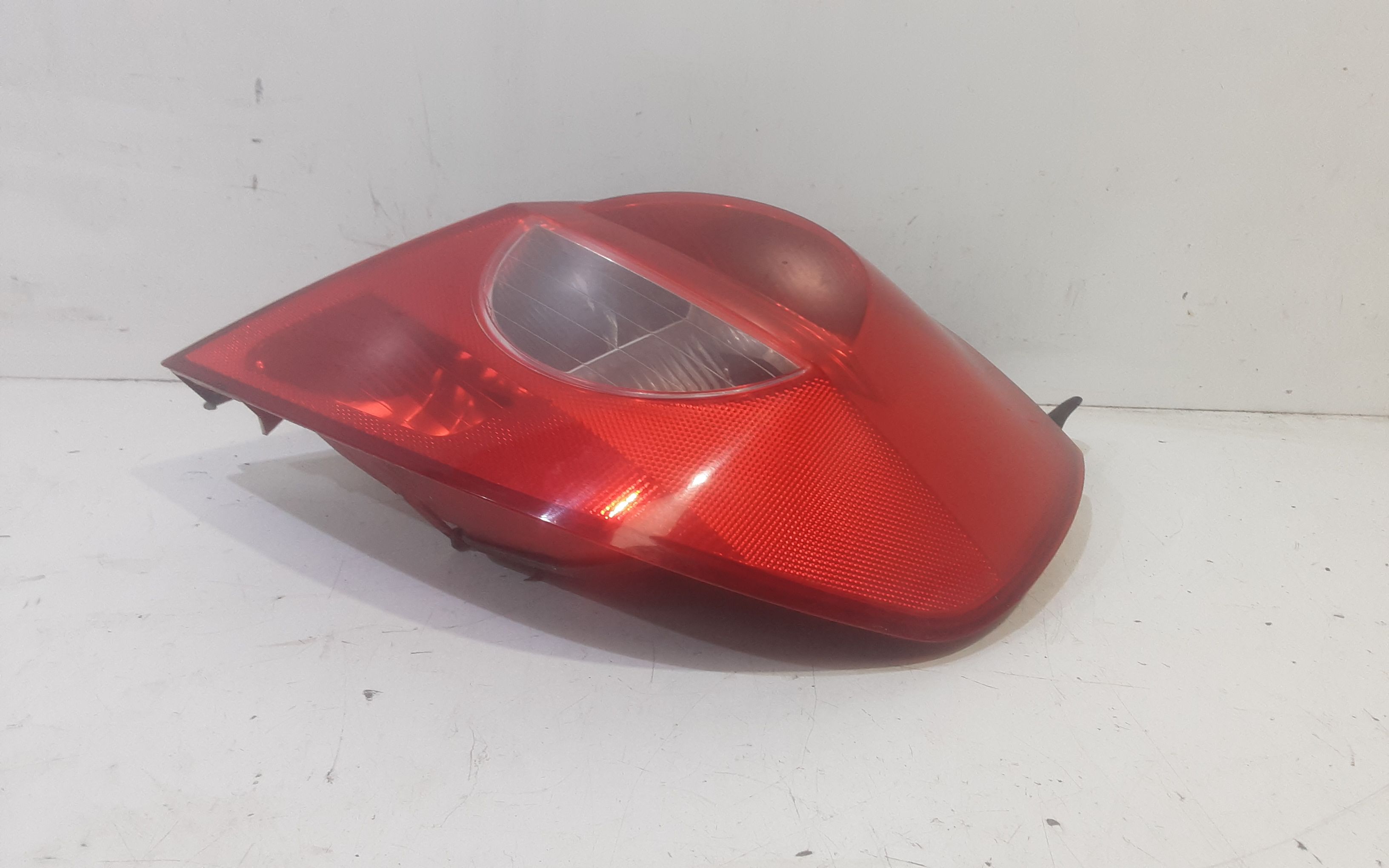 Fanale Post. Destro 8200459960 Usato