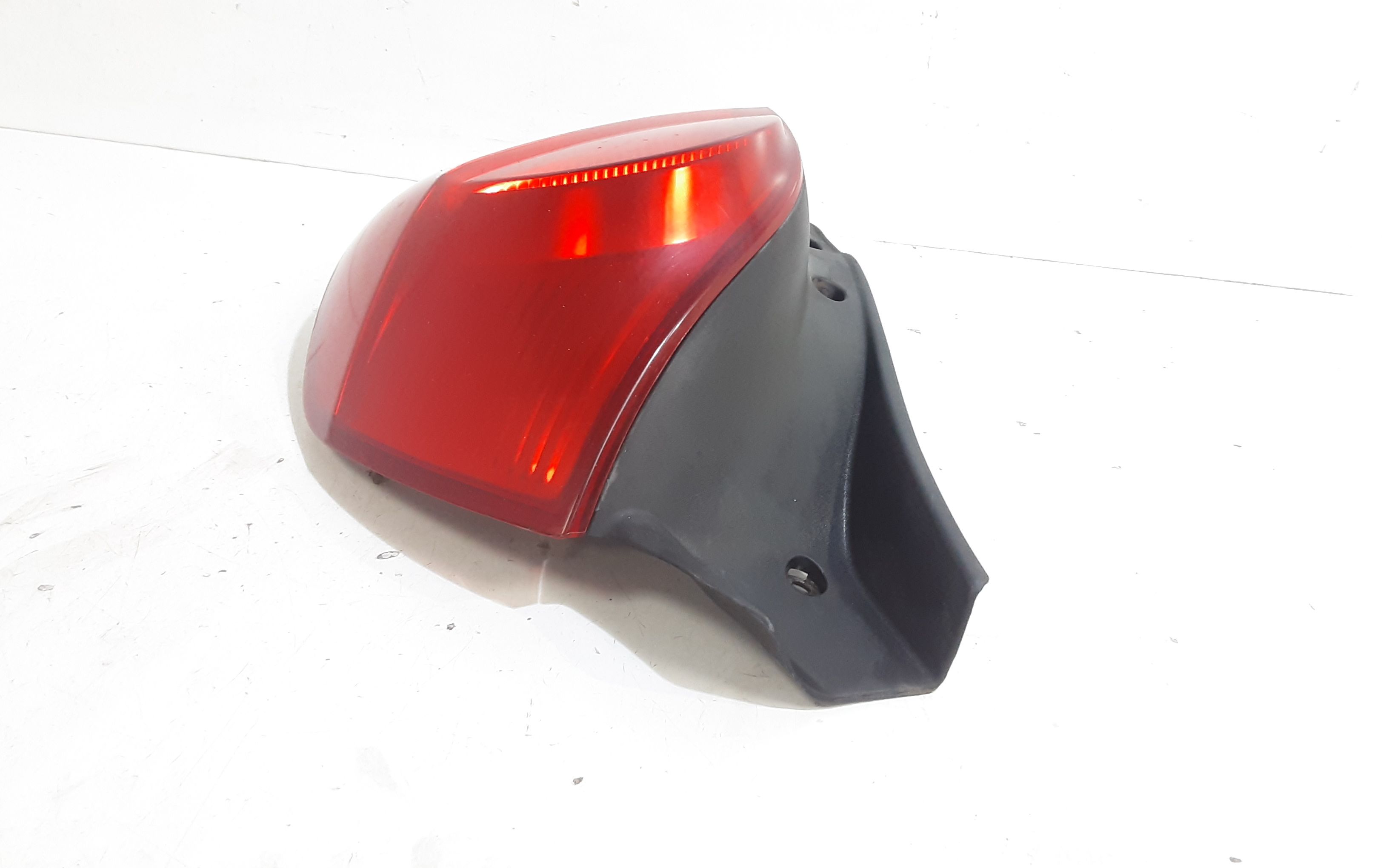 Fanale Post. Destro 8200459960 Usato