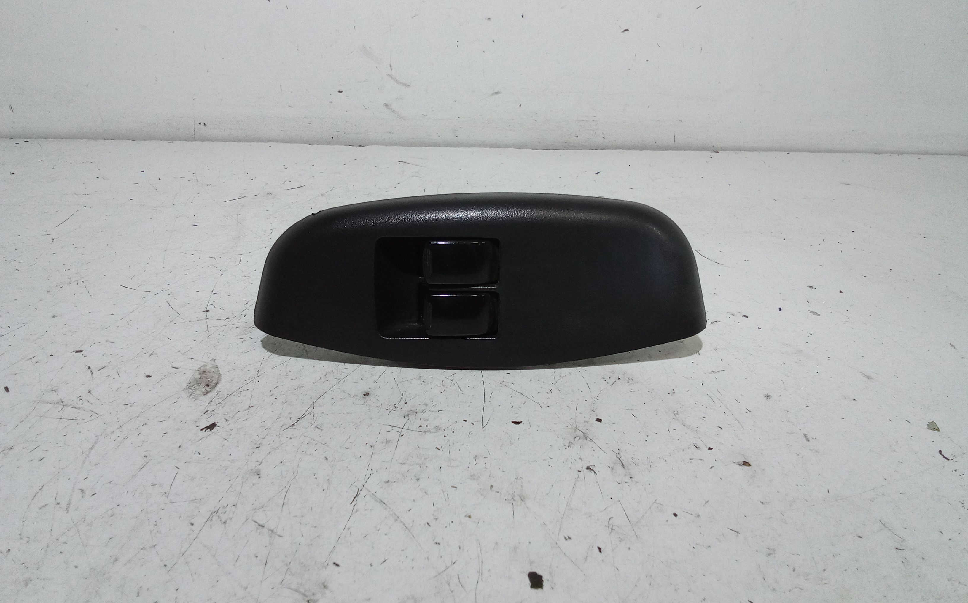 Interruttore Alzacristalli Porta Ant. Sinistro Usato