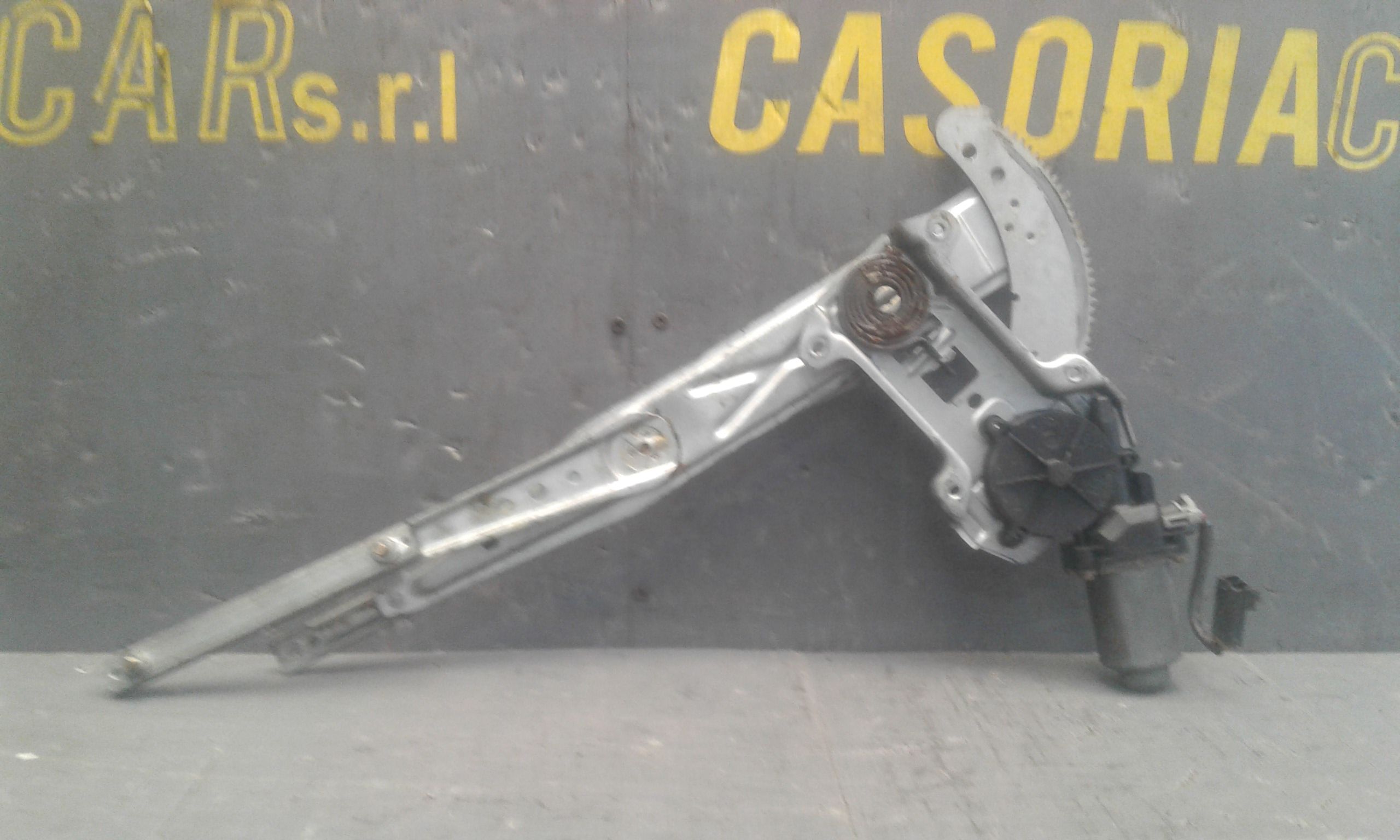 Alzacristallo Porta Ant. Destro 807005F600 Usato