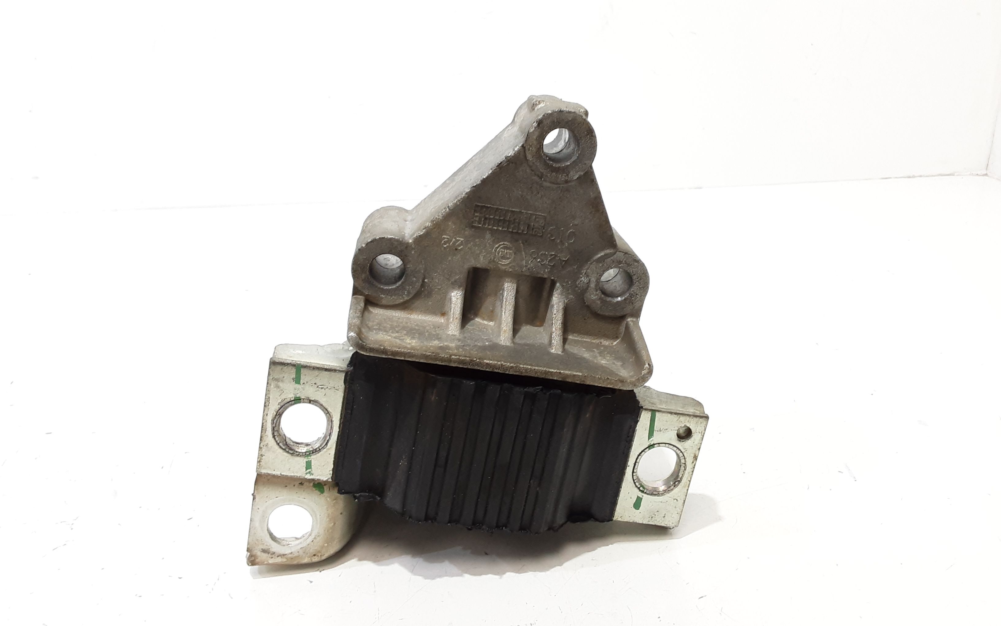 Piastra Alloggiamento Supporto Motore (Con Eventuale Bielletta O Tirante Associato) Usato