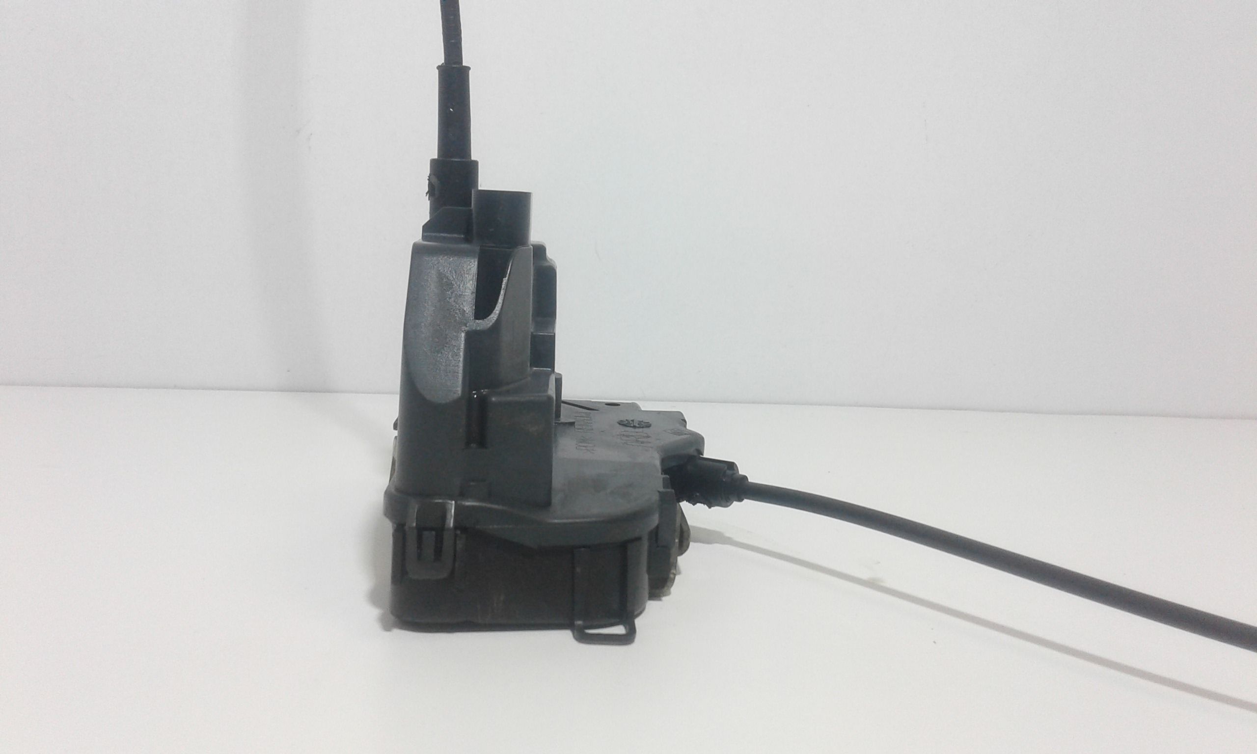 Serratura Porta Post. Destro 8200028427 Usato