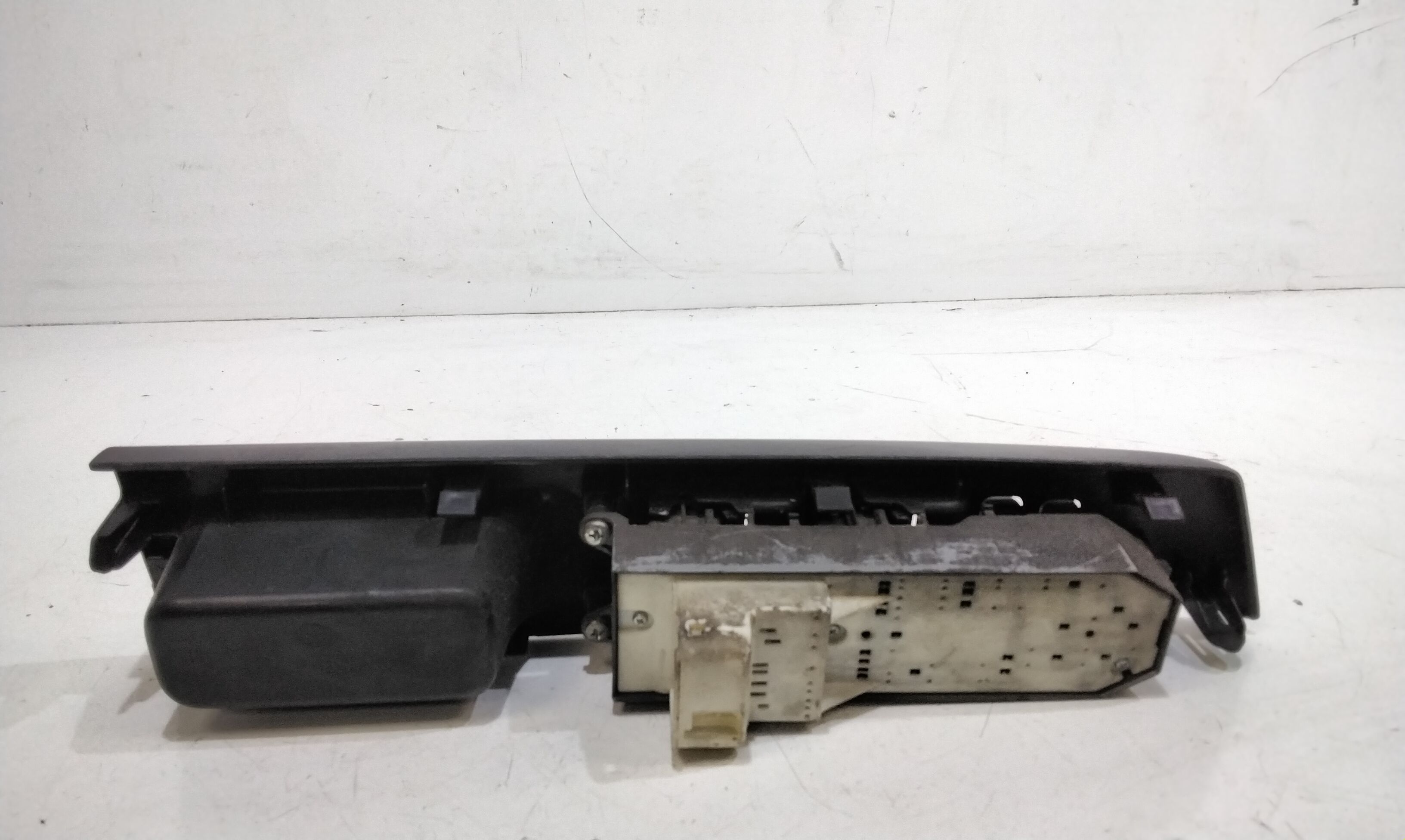 Interruttore Alzacristalli Porta Ant. Sinistro Usato