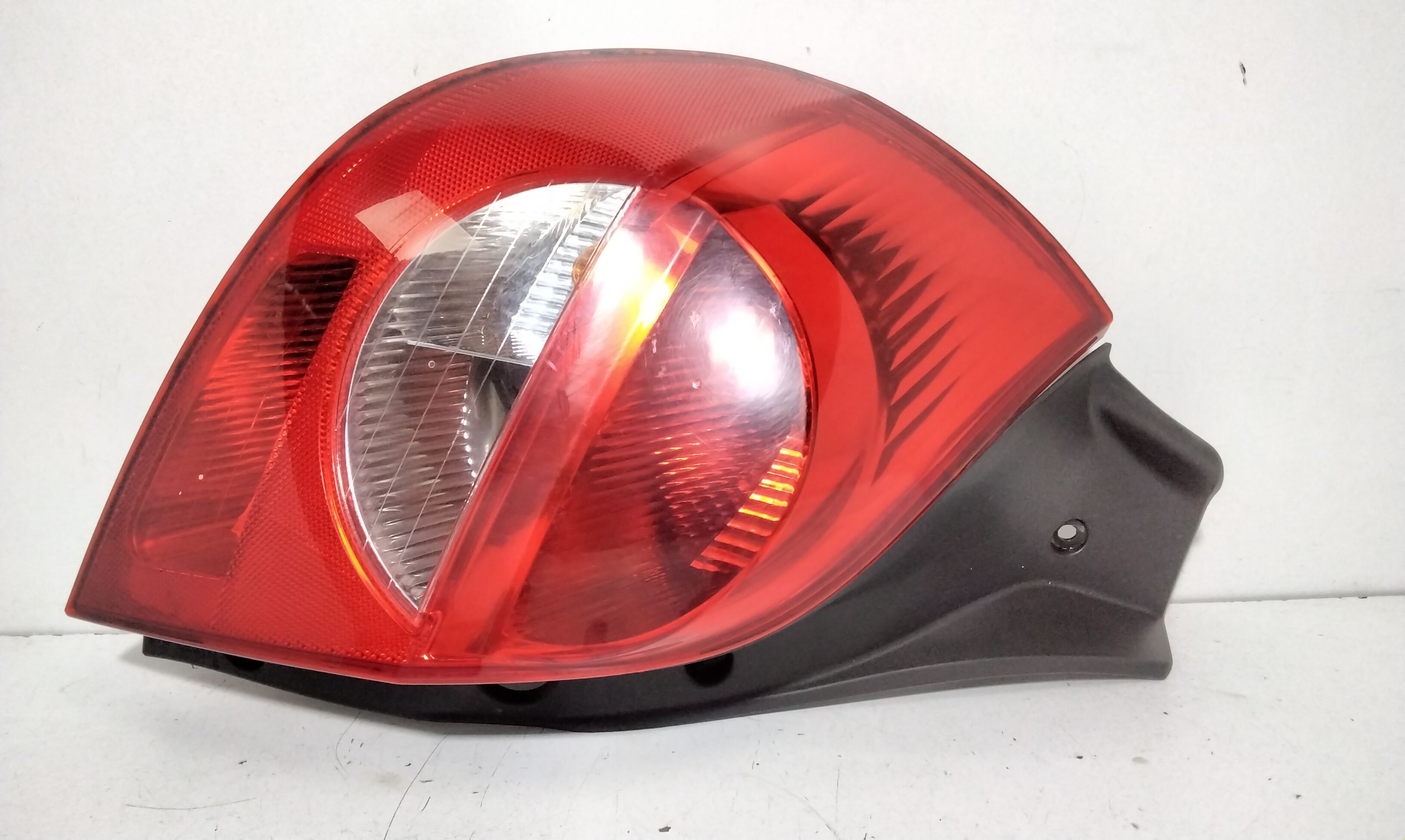 Fanale Post. Sinistro 8200459962 Usato