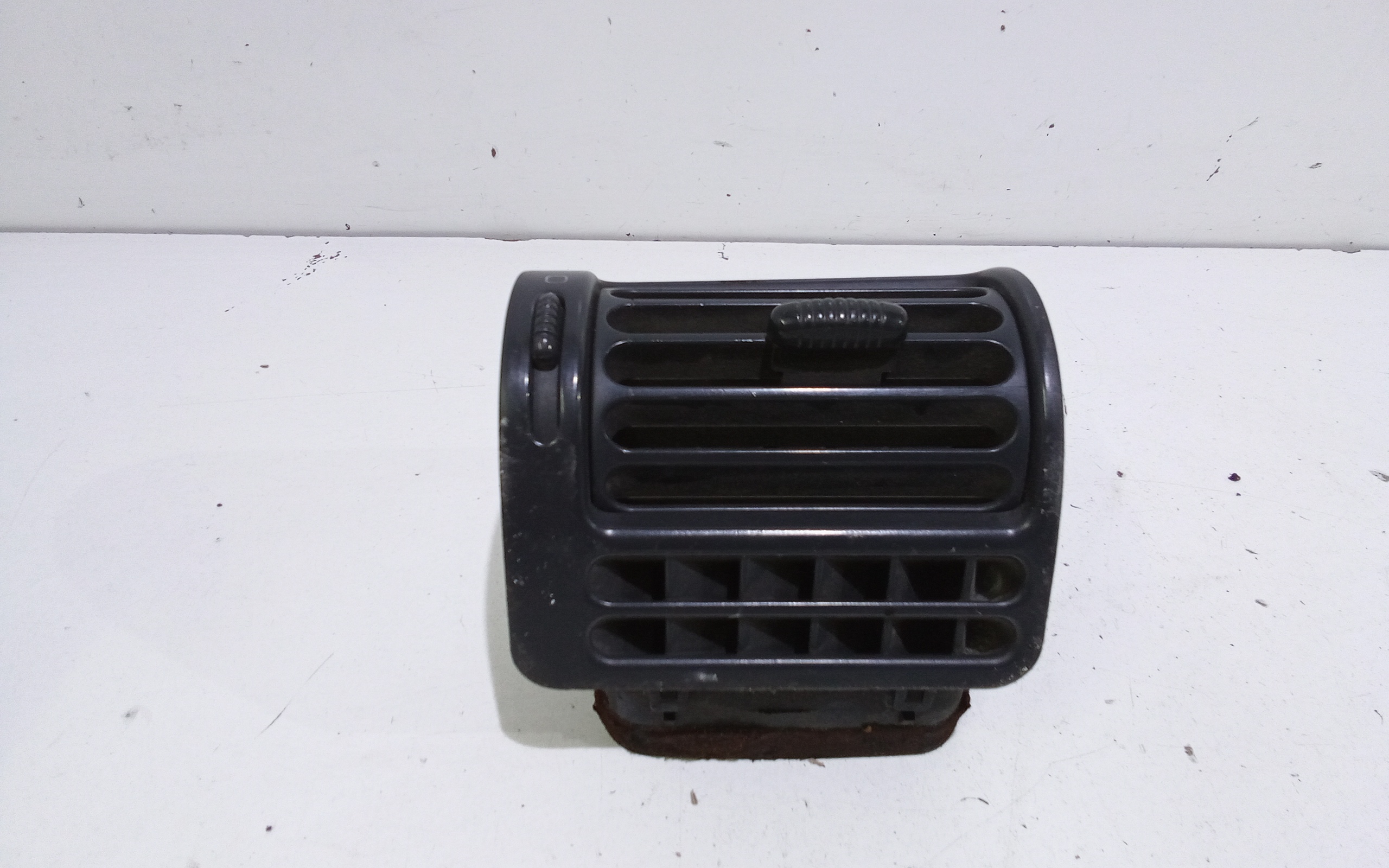 Condotto Aria Bocchette Lat. Cruscotto Destro Usato