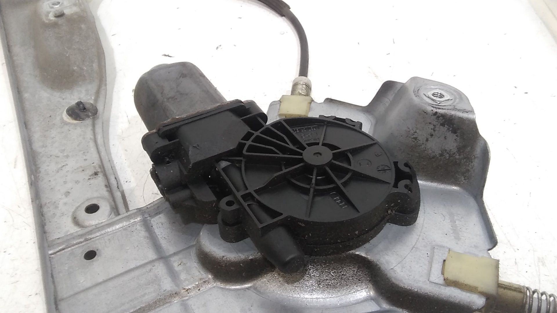 Alzacristallo Porta Ant. Sinistro 8200826183 Usato