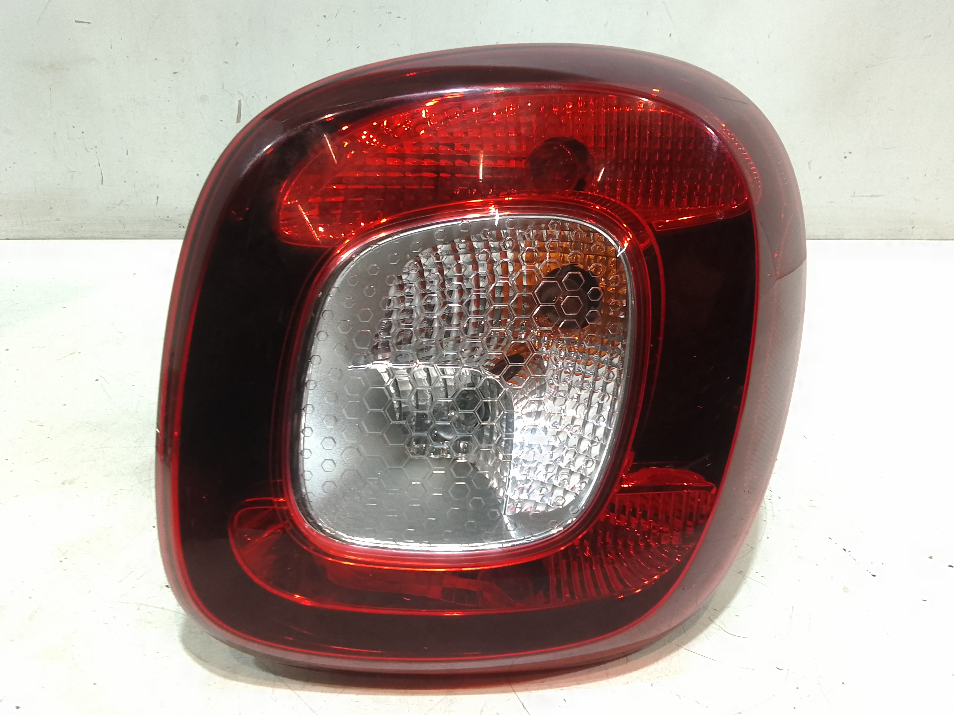 Fanale Post. Destro A4539062800 Usato