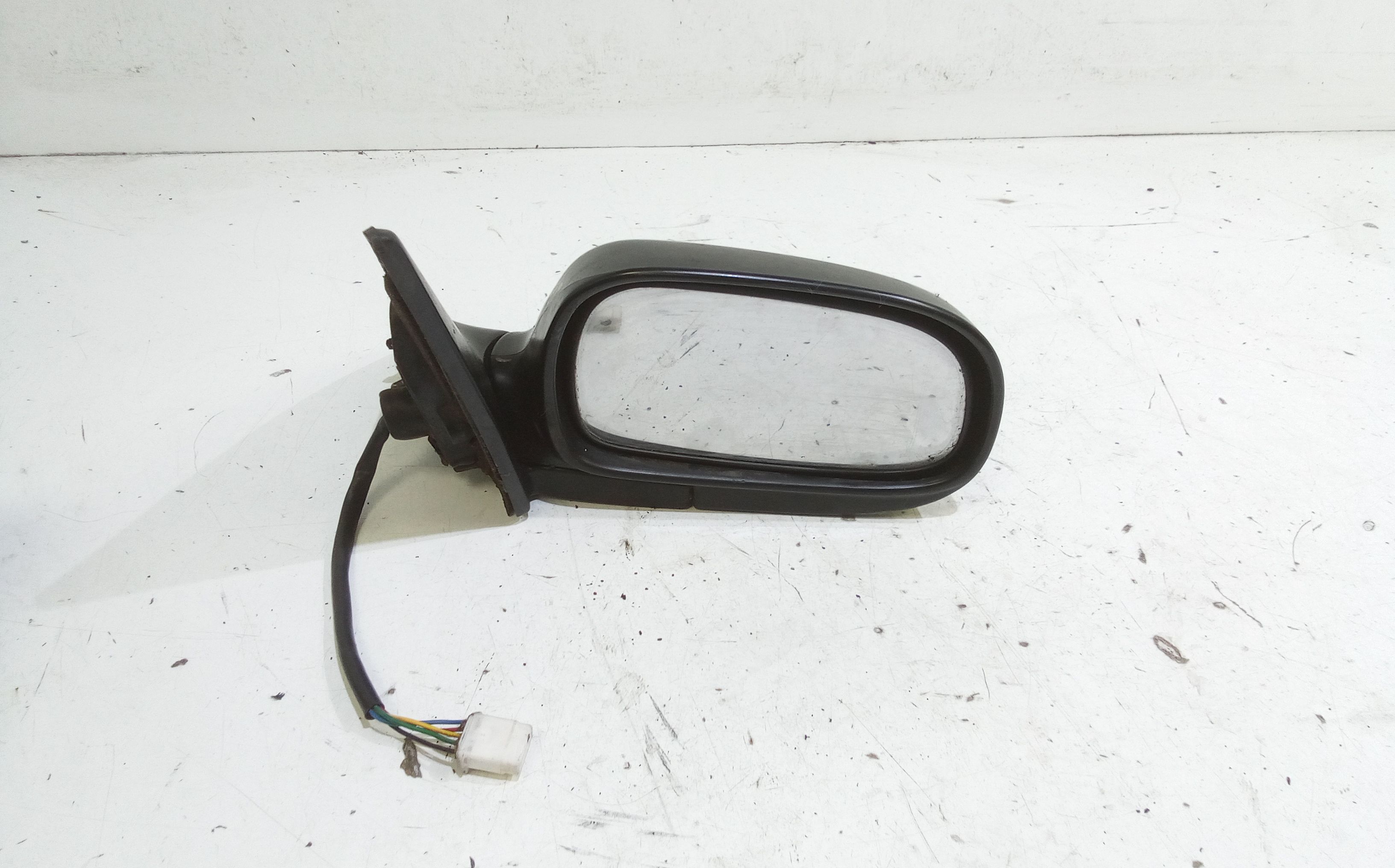 Retrovisore Est. Destro 8791005051 Usato