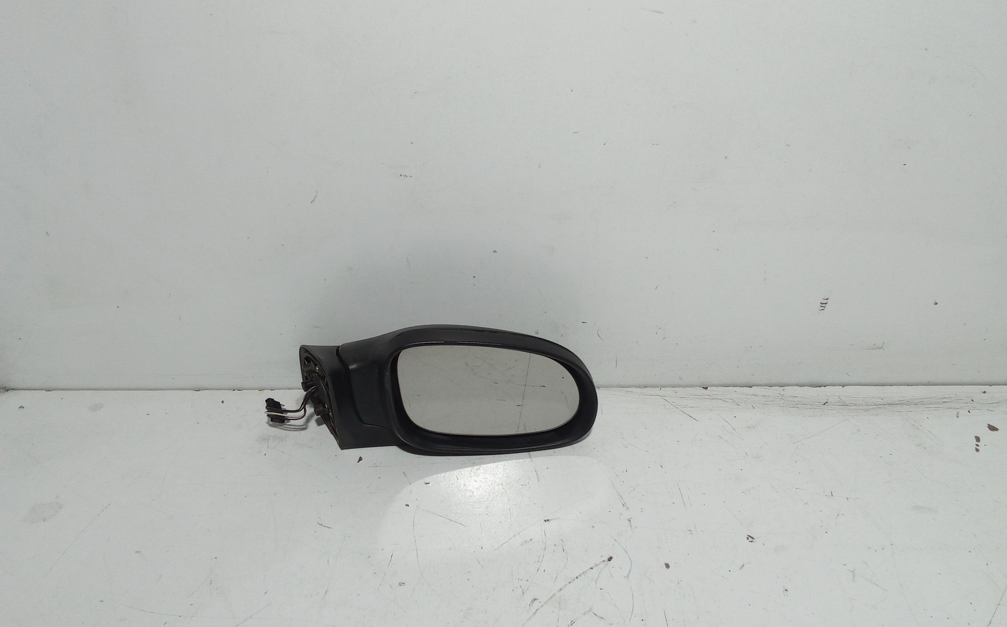 Retrovisore Est. Destro Usato