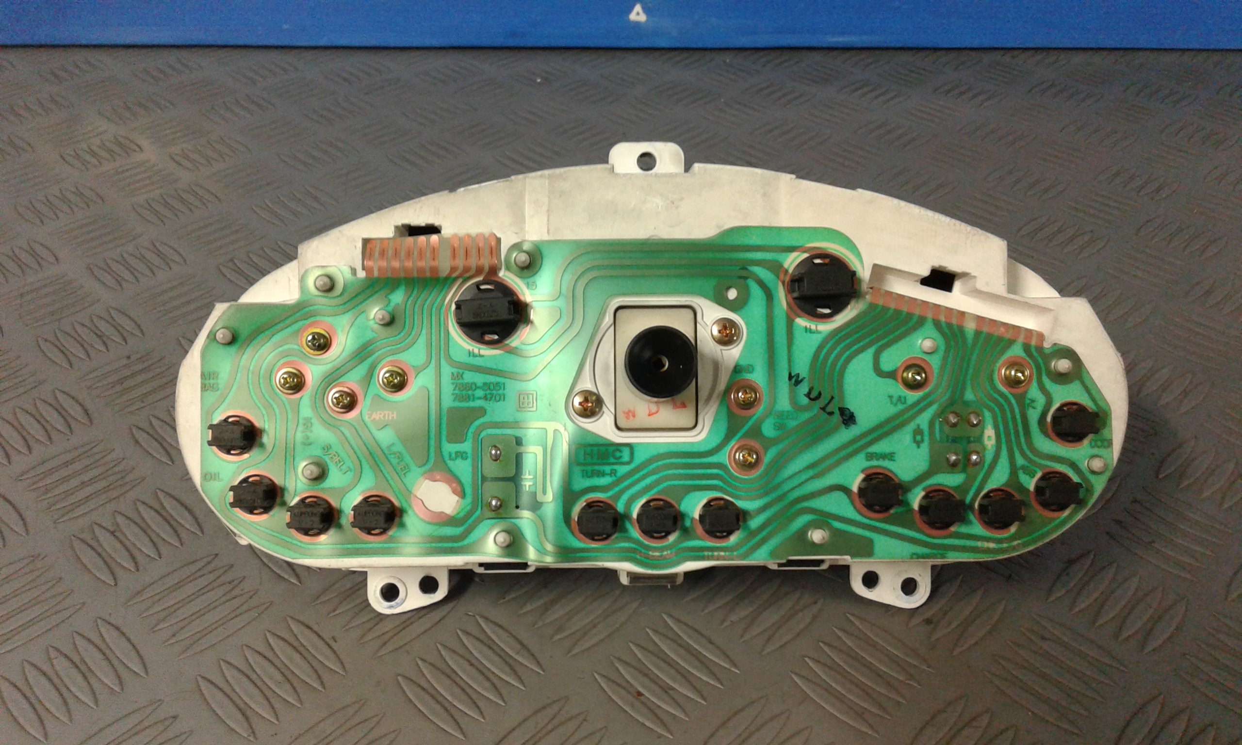 Quadro Portastrumenti Usato