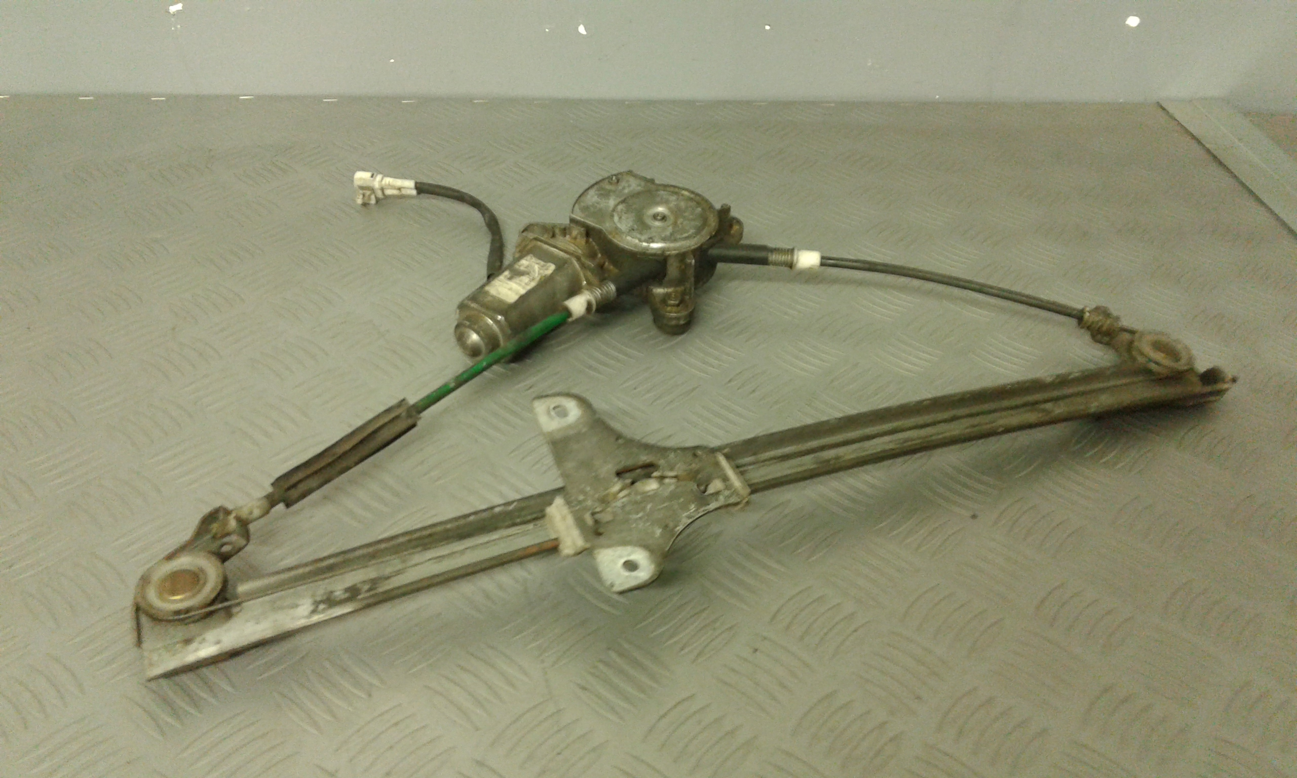 Alzacristallo Porta Ant. Destro 9206363 Usato