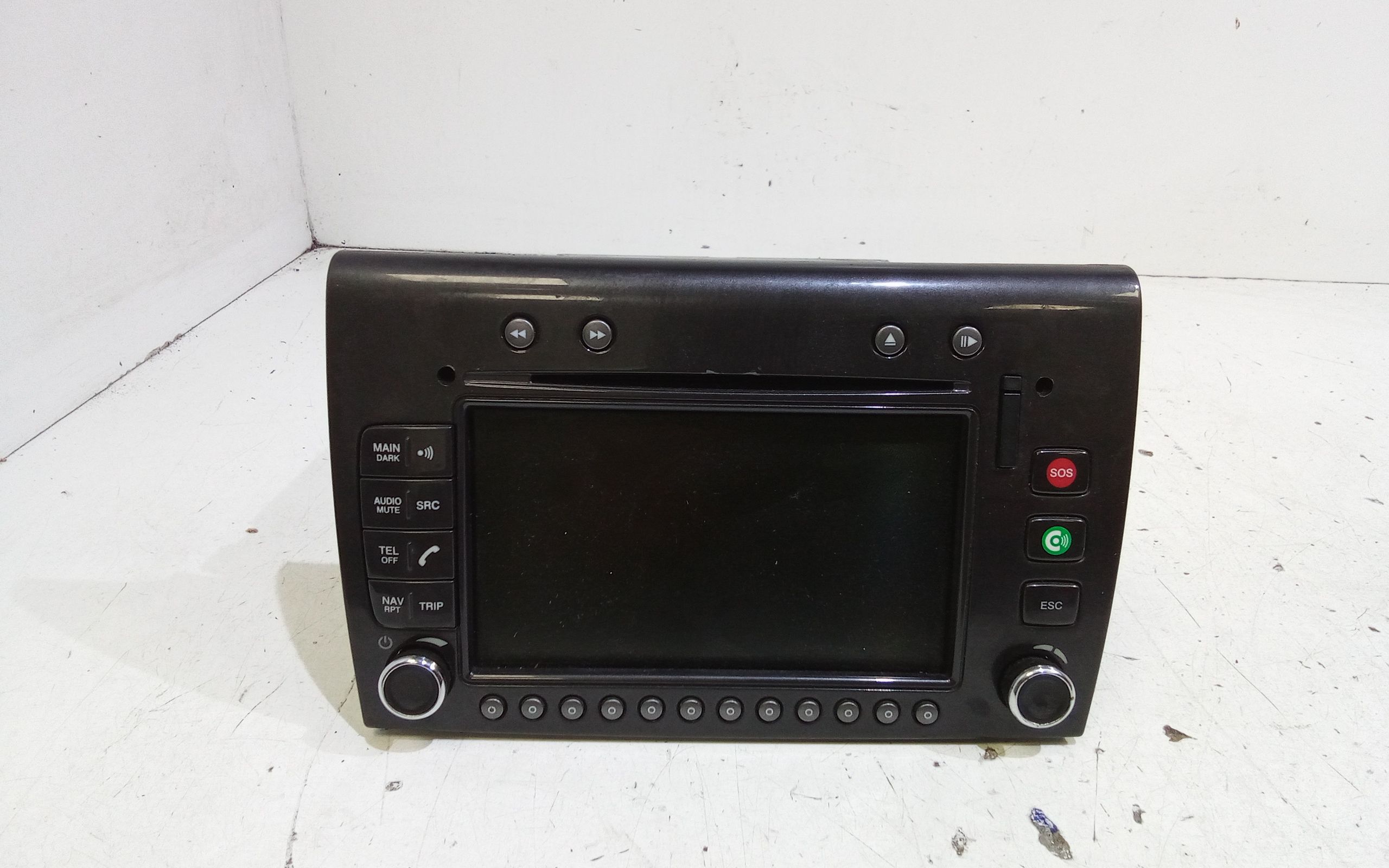 Radio C/sistema Di Navigatore Satellitare Usato