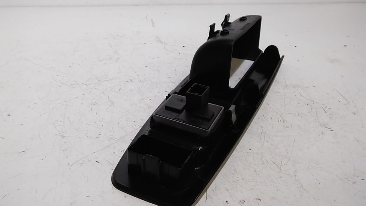 Interruttore Alzacristalli Porta Ant. Sinistro 6Q09598589B9 Usato