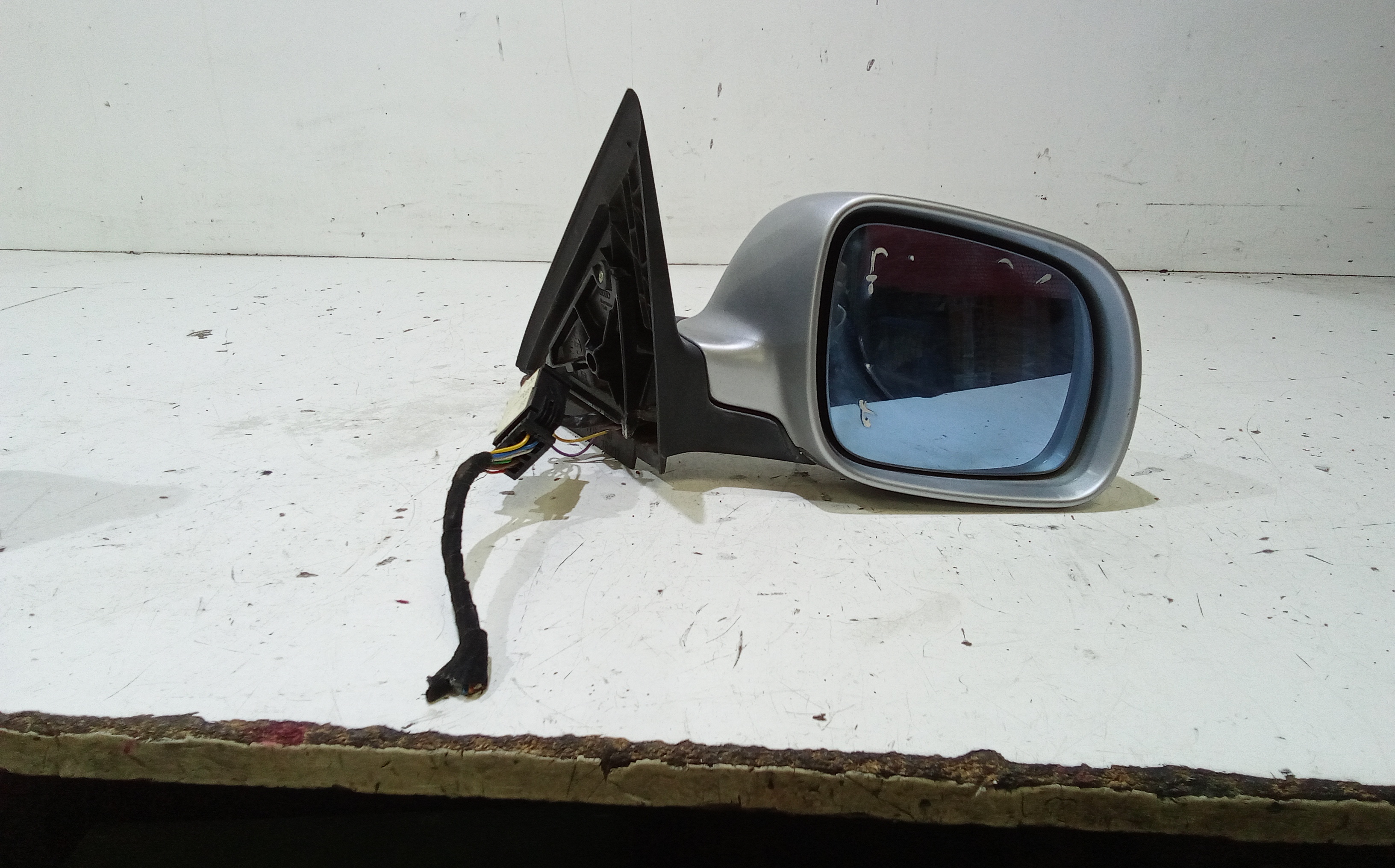 Retrovisore Est. Destro Usato