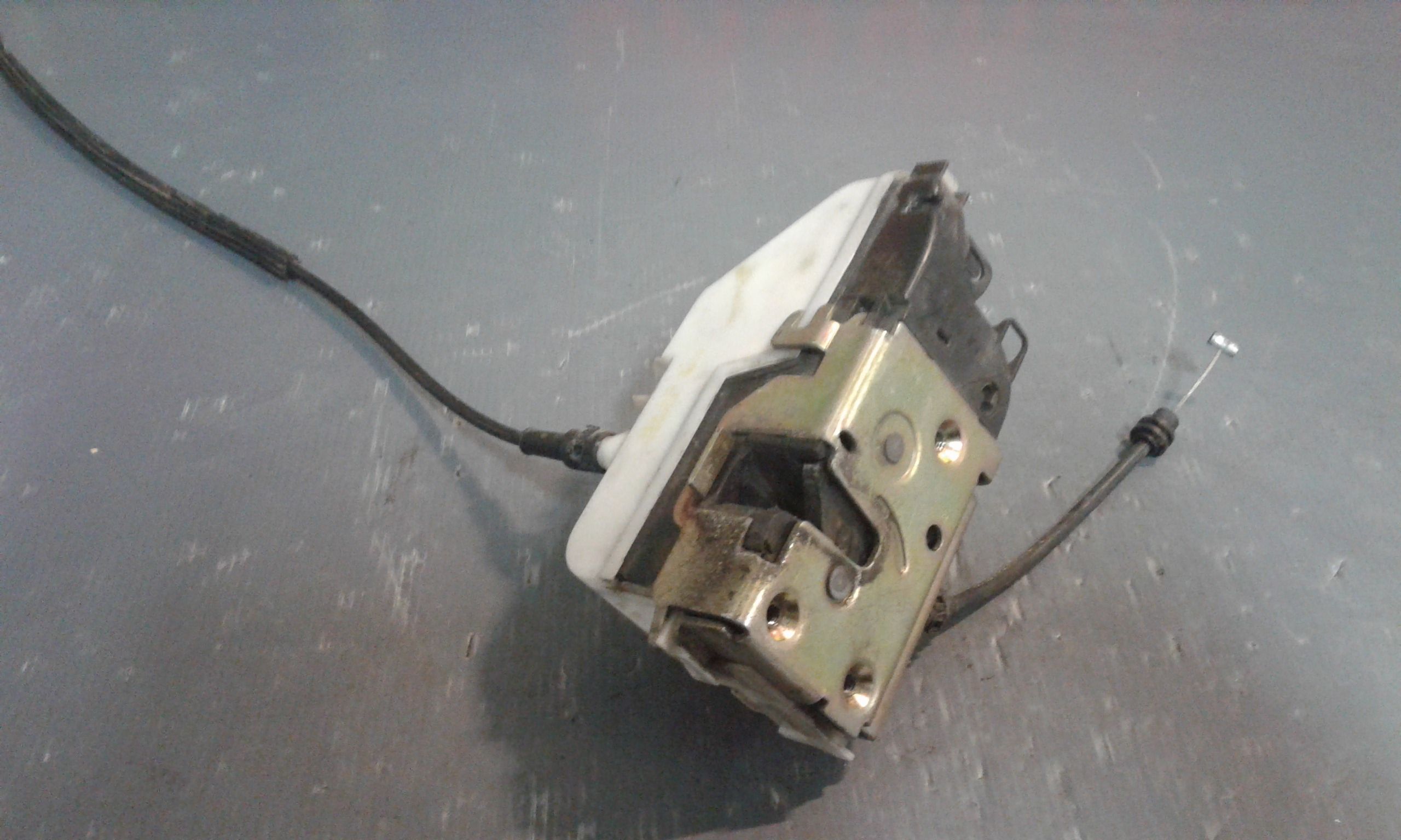 Serratura Porta Ant. Destro 9136N6 Usato